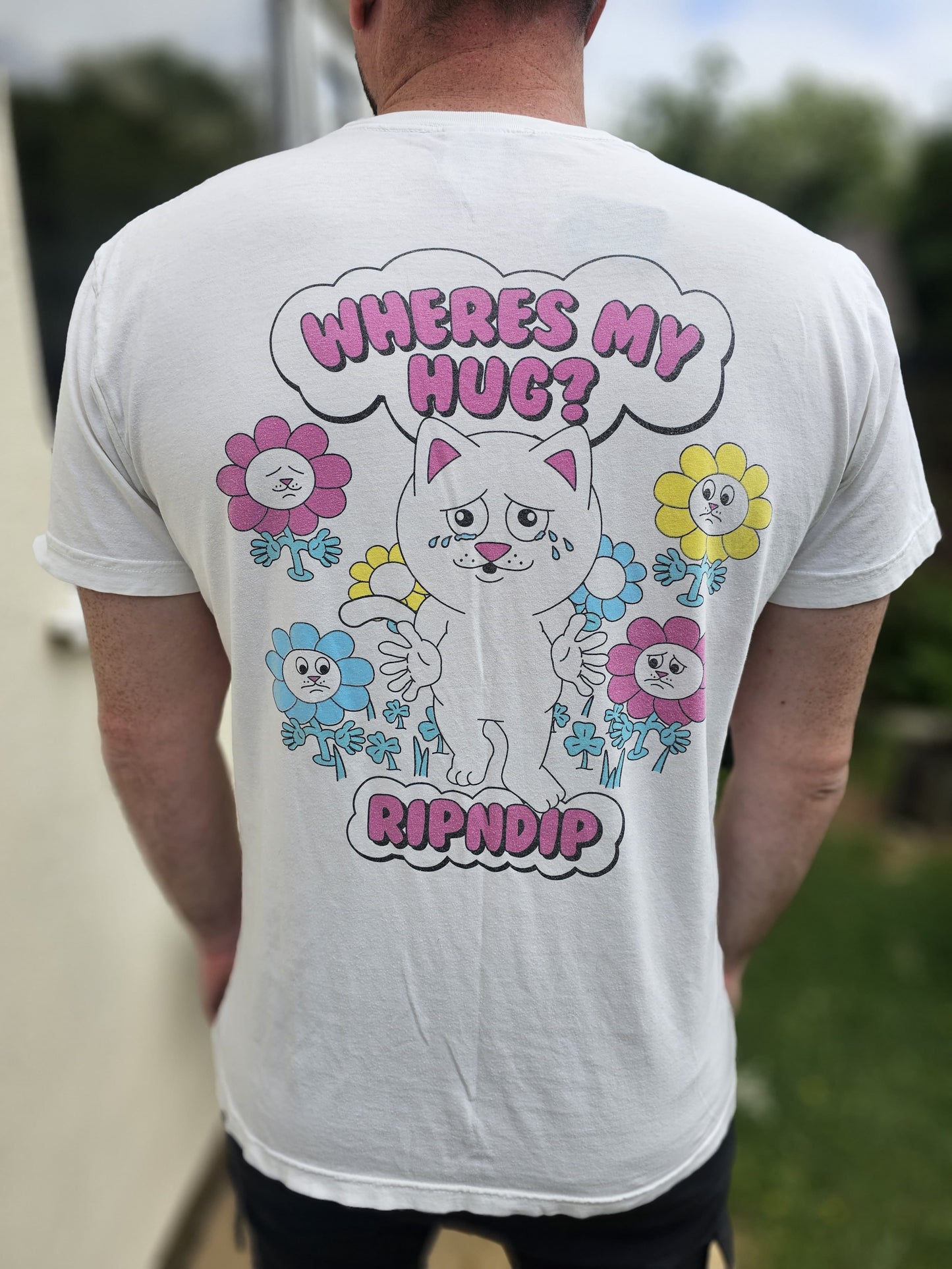 Ripndip Unisex Short Sleeve Nermal 'Where's my hug' Print T-Shirt - L/Large