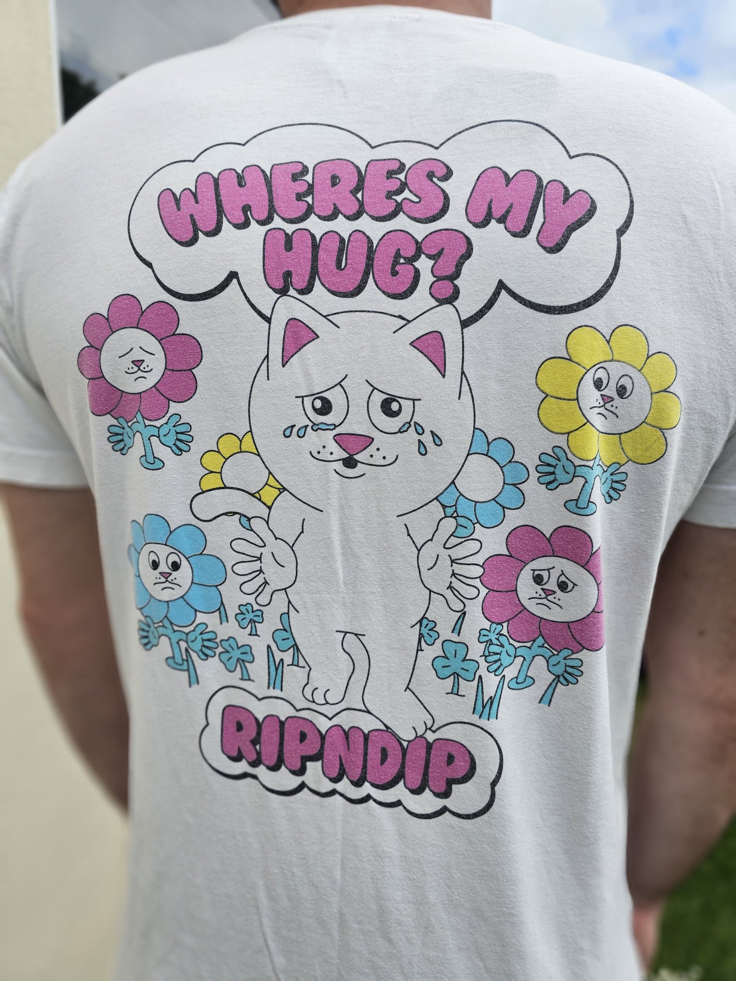 Ripndip Unisex Short Sleeve Nermal 'Where's my hug' Print T-Shirt - L/Large