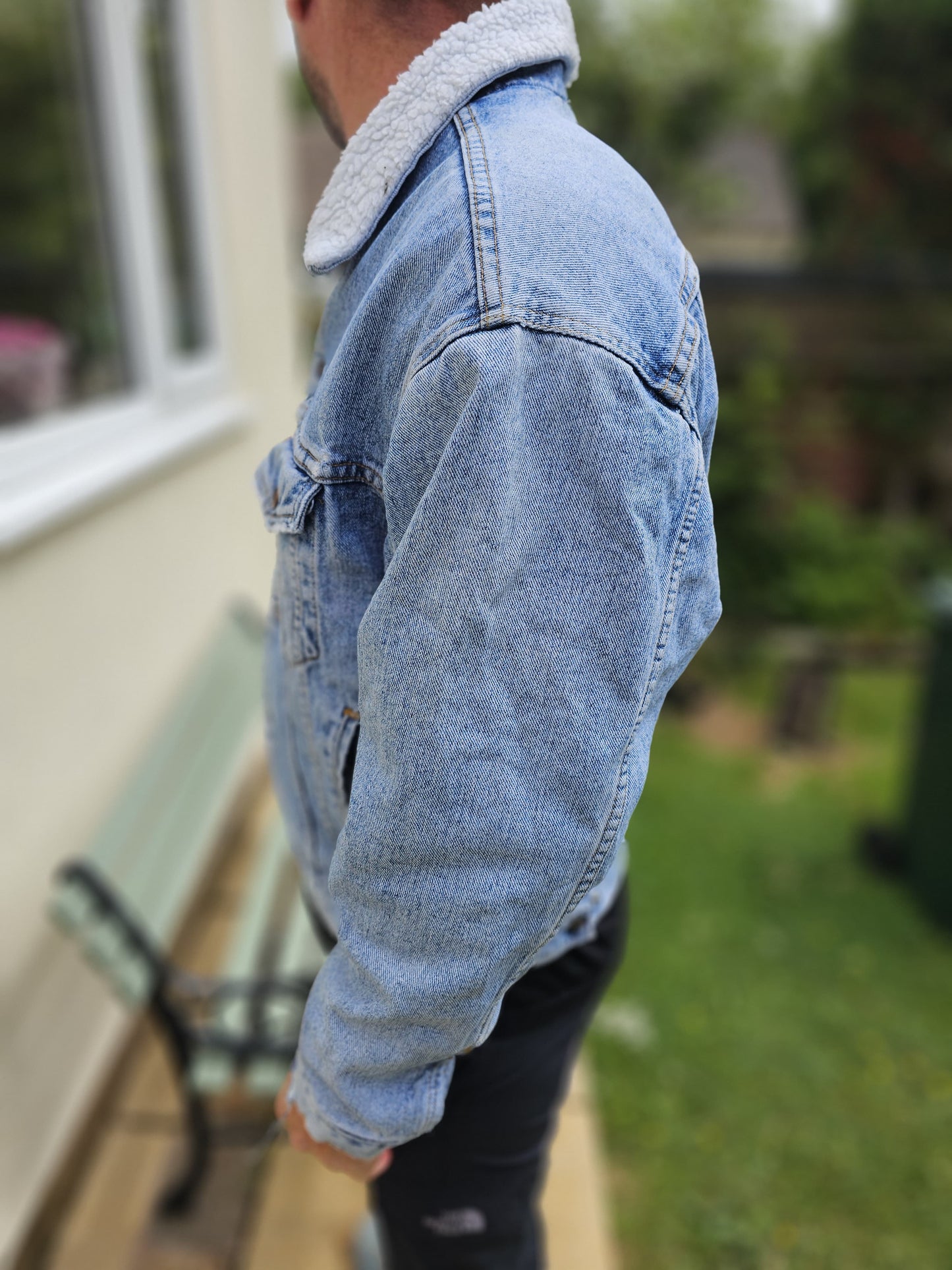 Vintage 1990's Levi's Light Blue Denim Sherpa Unisex Jacket - M/Medium