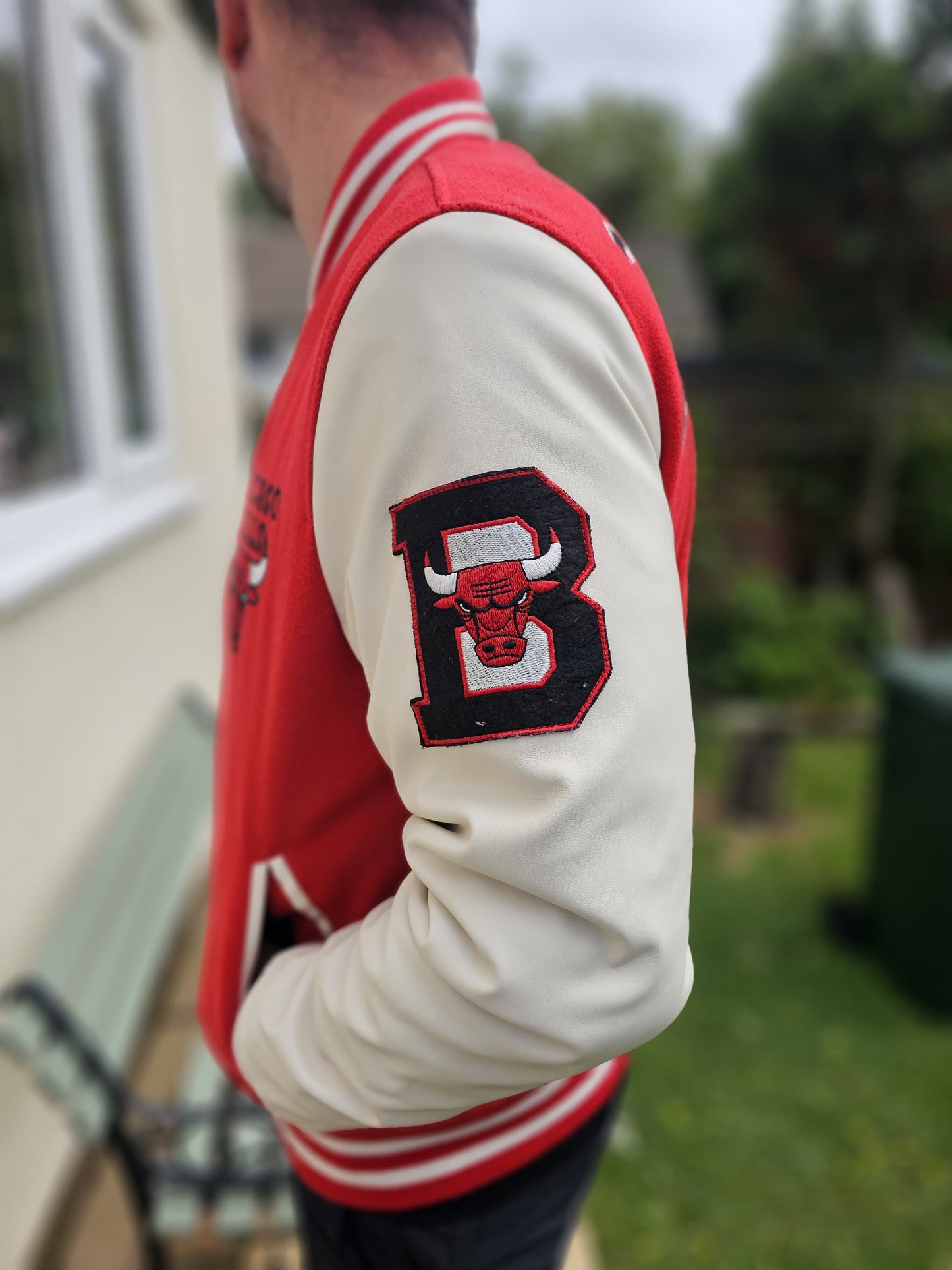 Chicago Bulls NBA Red/White Varsity Style Jacket - M/Medium L/Large