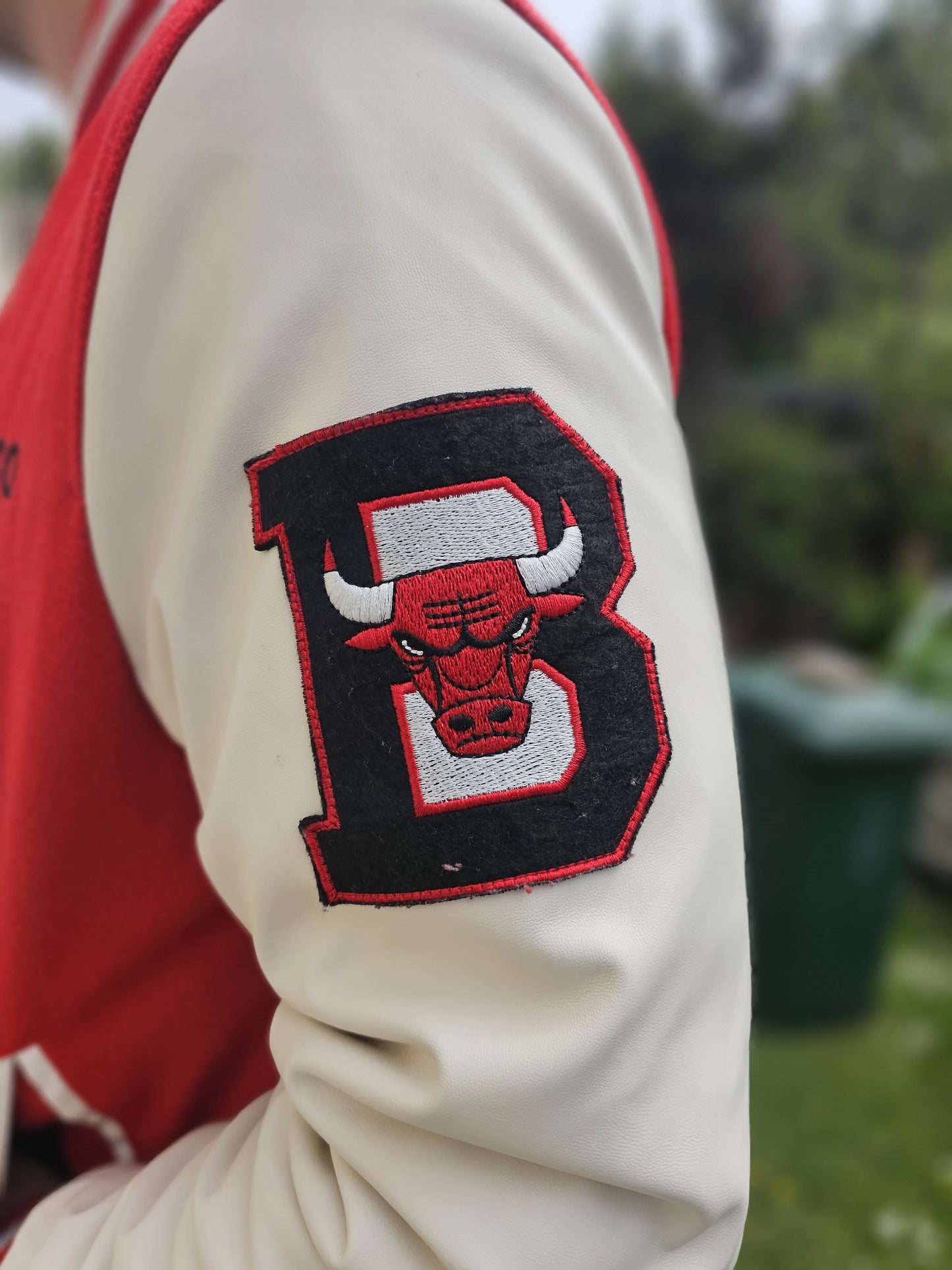 Chicago Bulls NBA Red/White Varsity Style Jacket - M/Medium L/Large