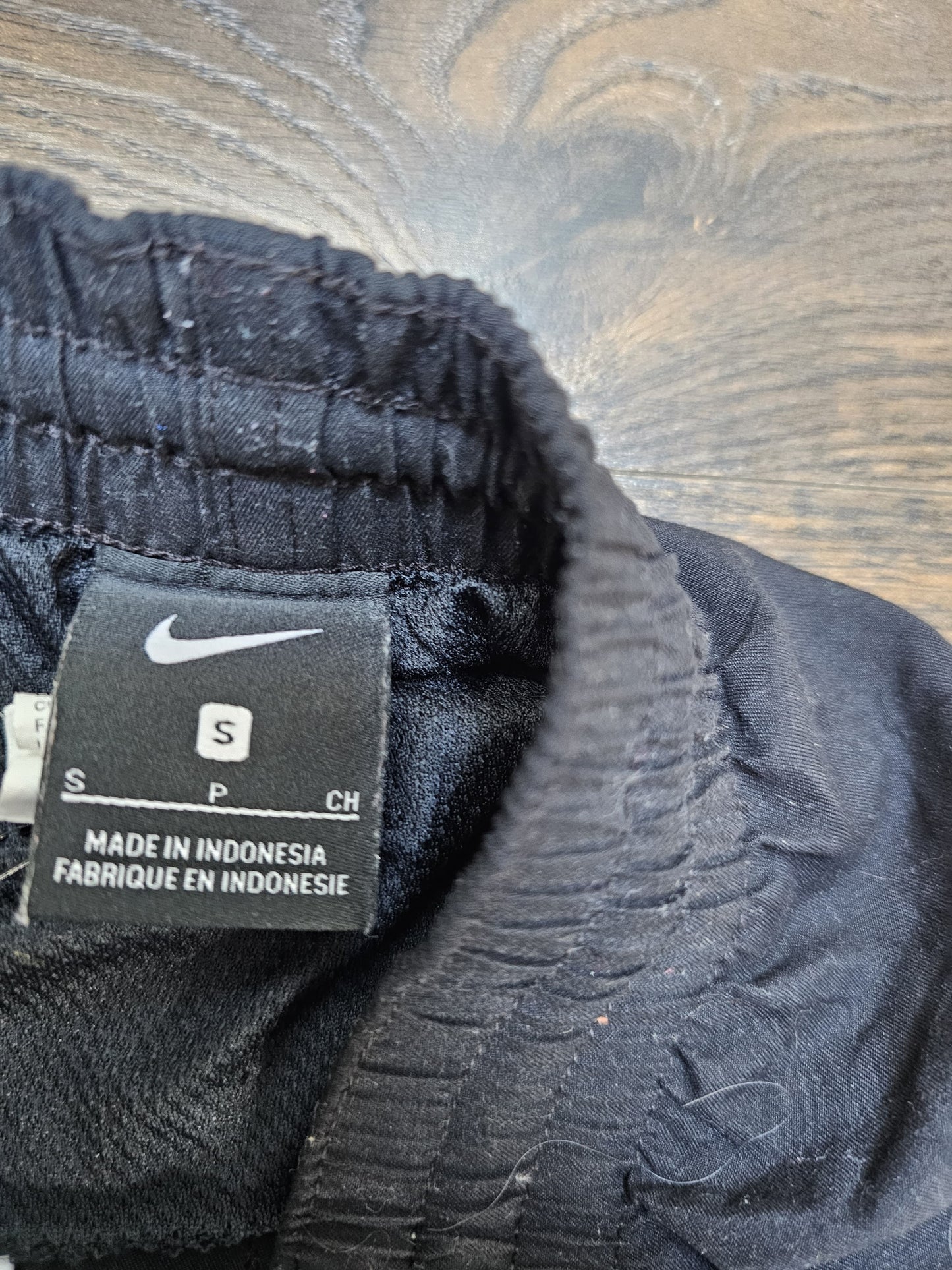 Nike Activewear/Casual/Swim Black/Grey Shorts -S/Small