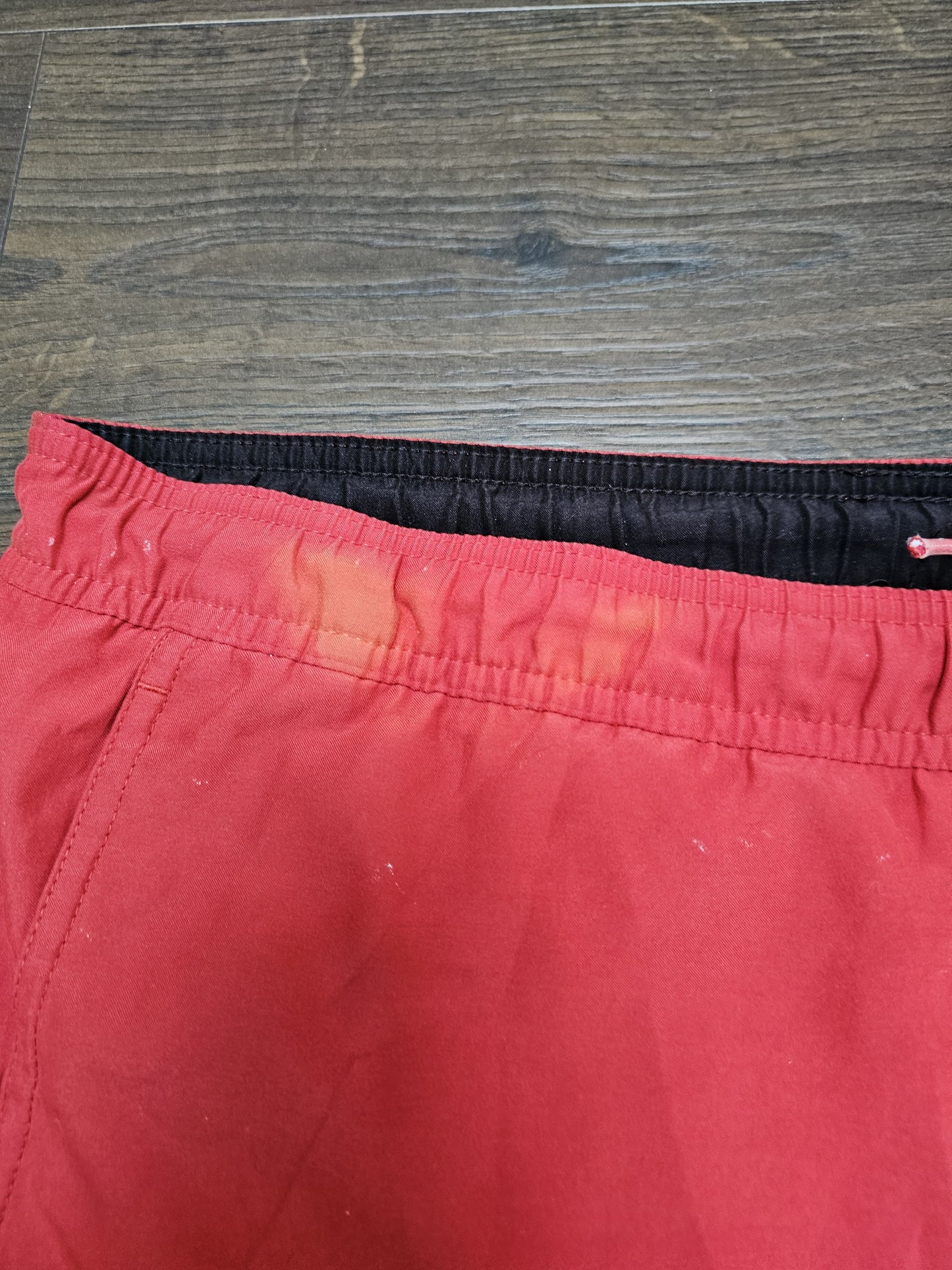 Nike Activewear/ Casual/ Running/ Swim Red Shorts -XL/Extra Large