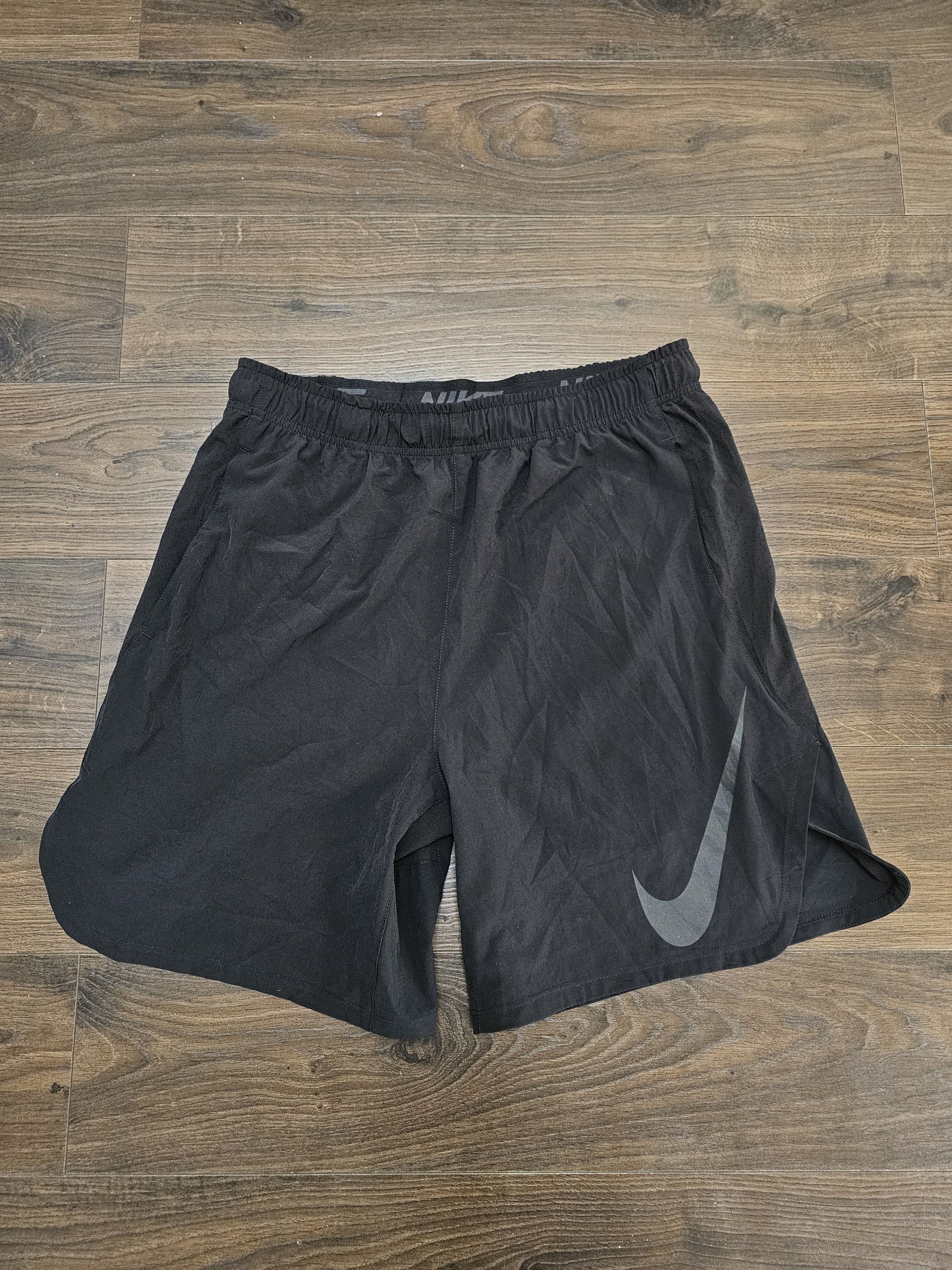 Nike Activewear/Casual/Swim Black Dri-Fit Shorts -L/Large