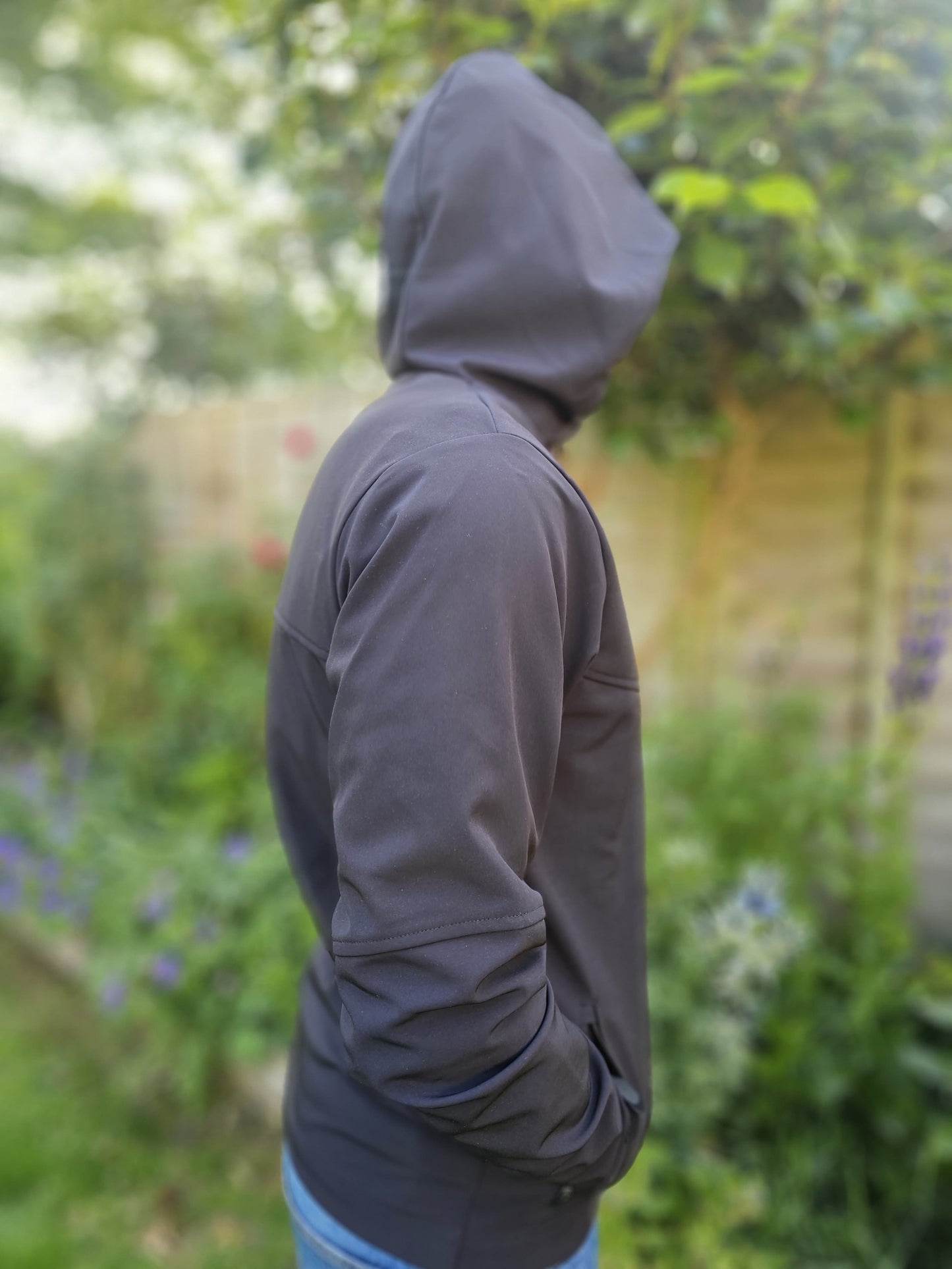 Brand New Technicals Black Soft Shell Hooded Casual/Hike/Streetwear Full Zip Jacket - M/Medium