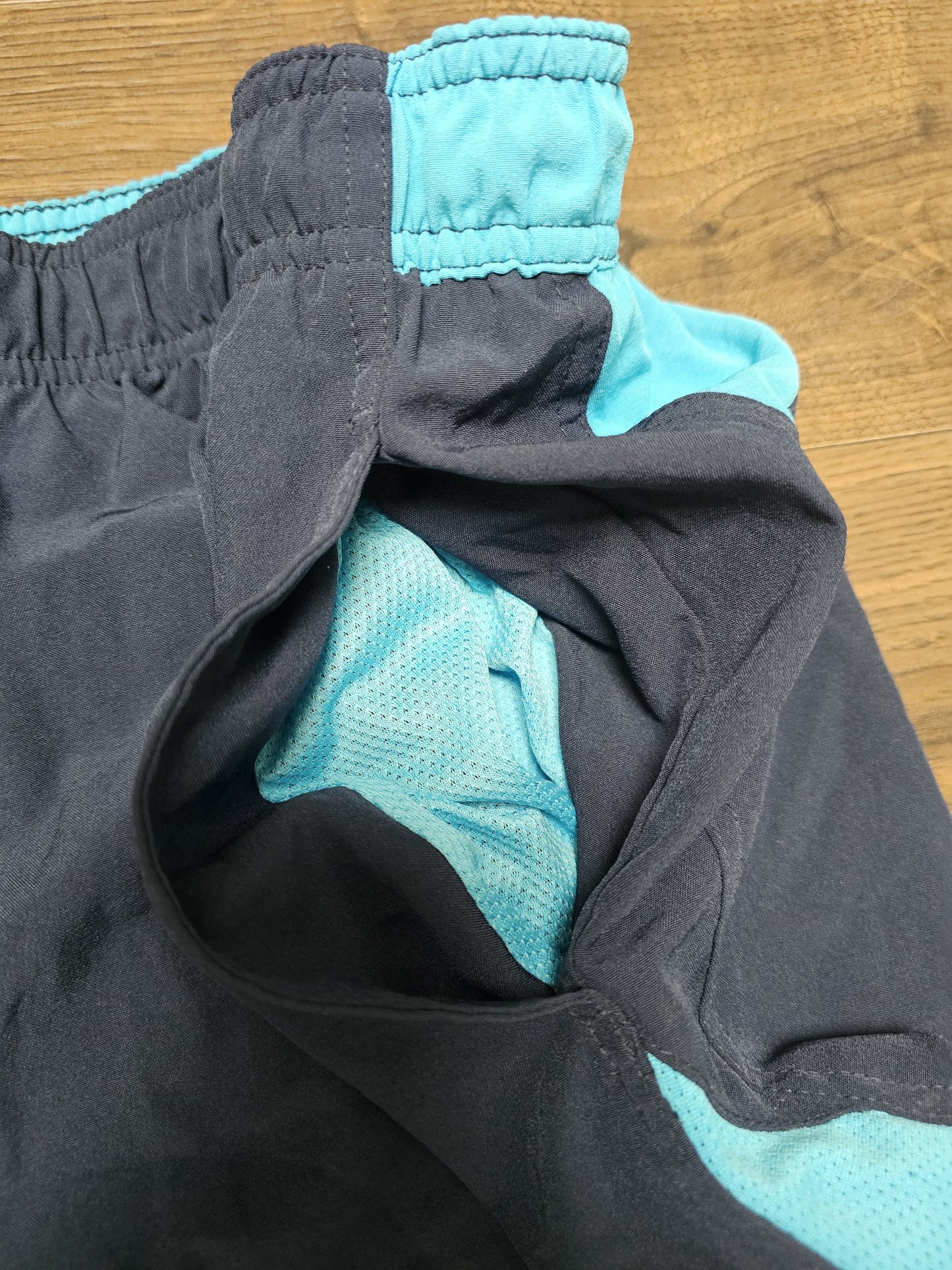 Nike Activewear/Casual/Swim Navy/Turquoise Shorts - XXL/Extra Extra Large