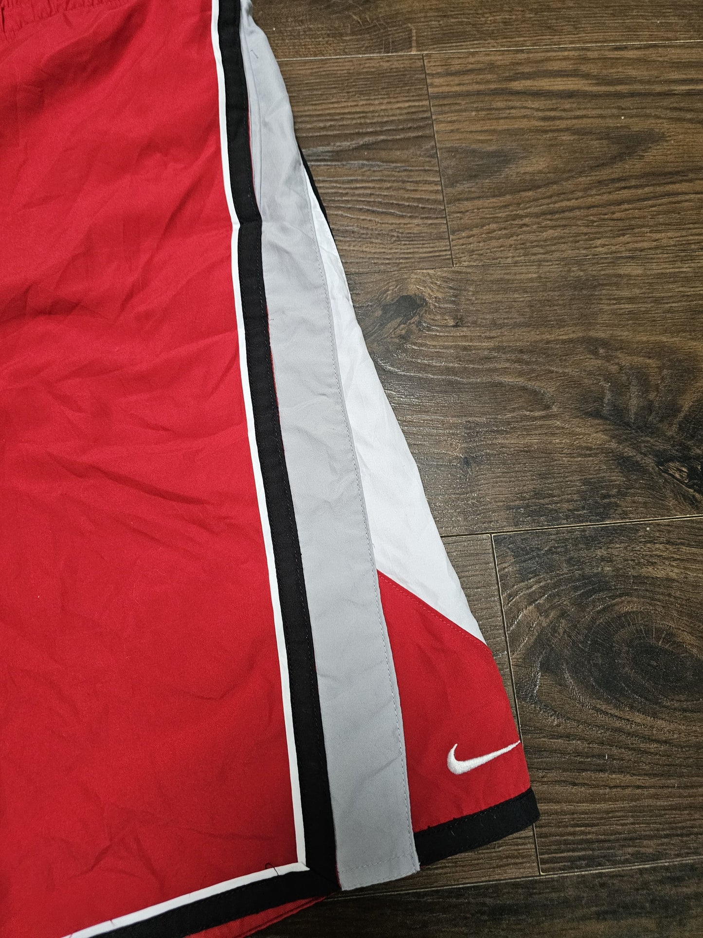 Nike Vintage Activewear/Casual/Swim Red Black Shorts - XXL/2XL/Extra Extra Large
