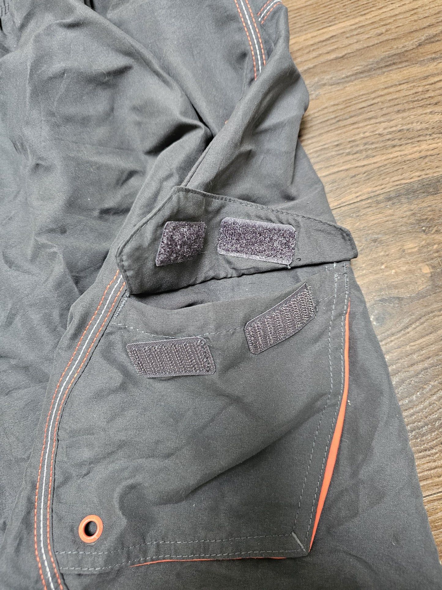 Nike Activewear/Casual/Swim Grey Shorts - XXL/2XL/Extra Extra Large