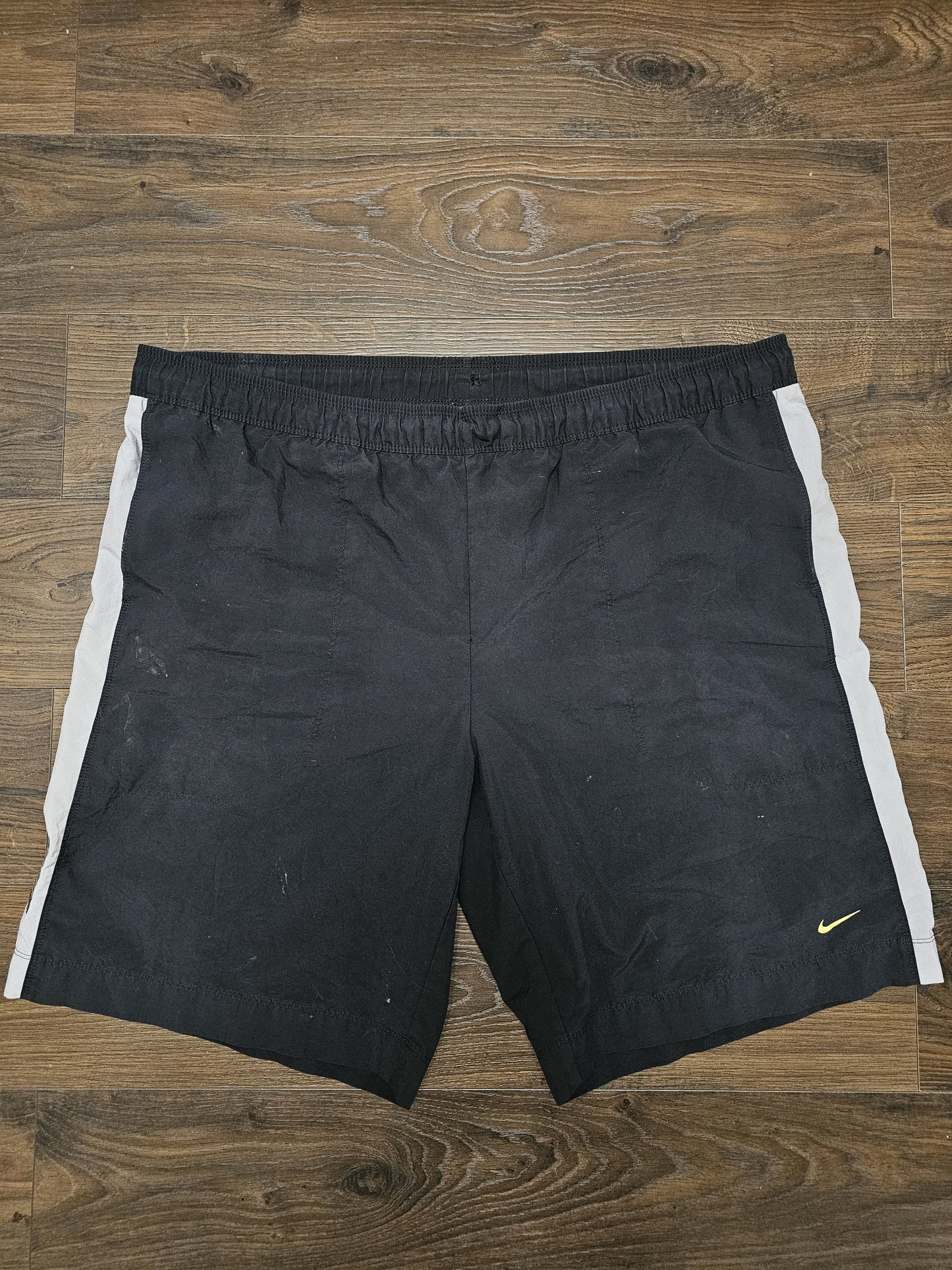 Nike Silver Tag Y2K Activewear/Casual/ Black/Grey Shorts - XL/Extra Large