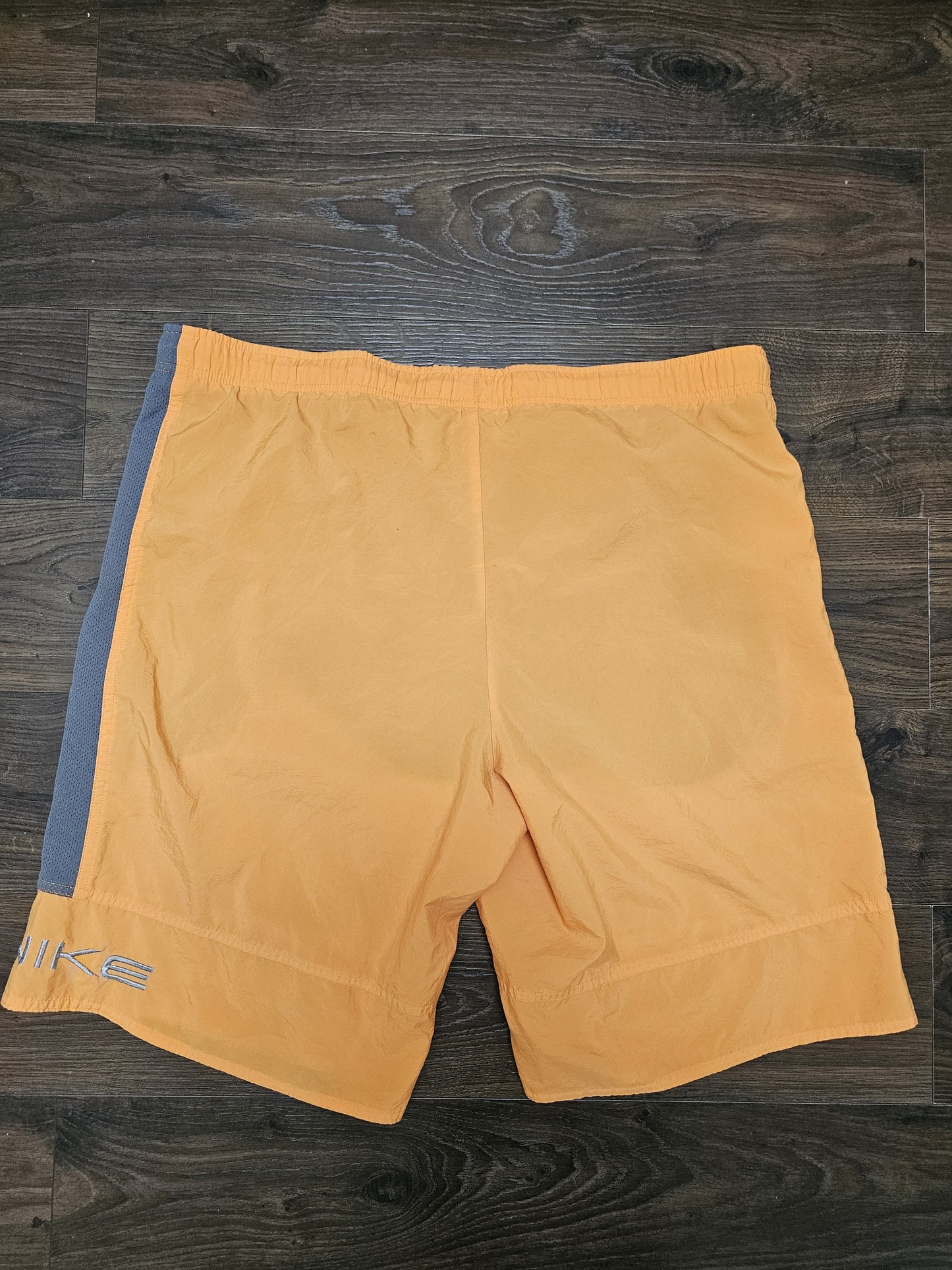 Nike Vintage Y2K Silver Tag Activewear/Casual/Swim Orange Grey Shorts - L/Large