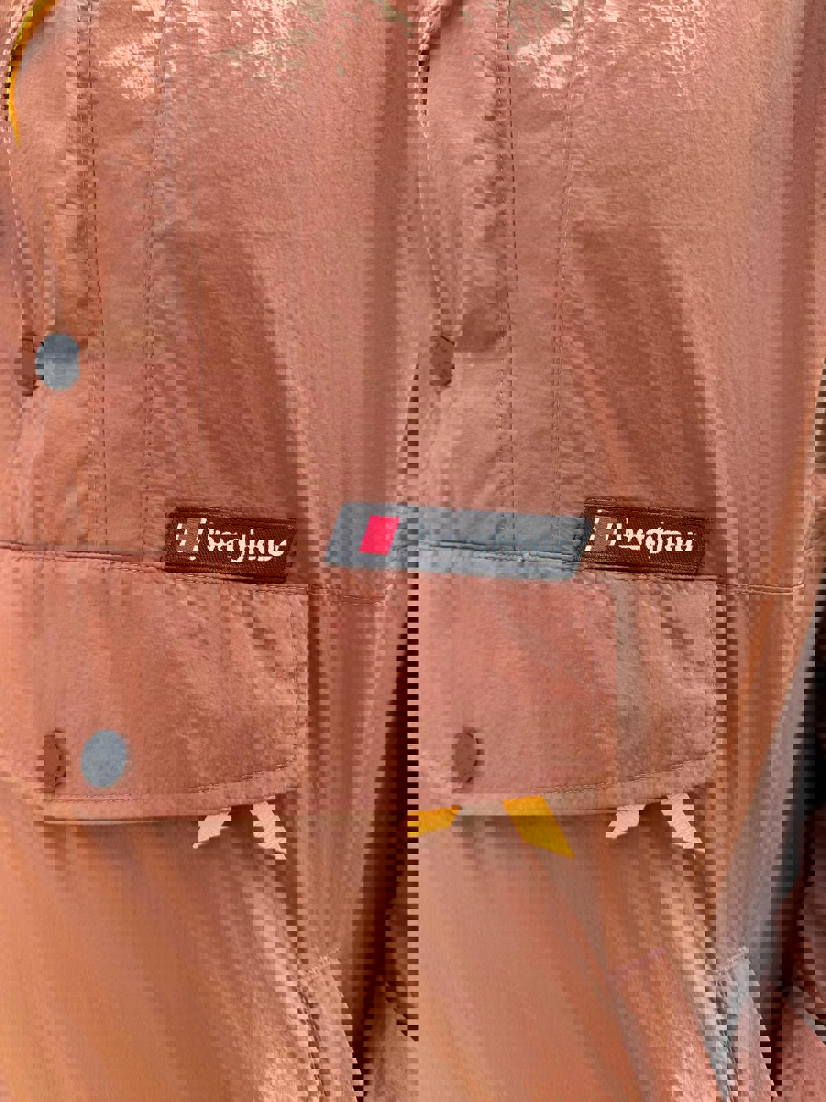 Berghaus Dean Street Unisex Overhead 1/2 Zip Windbreaker Jacket Jacket - M