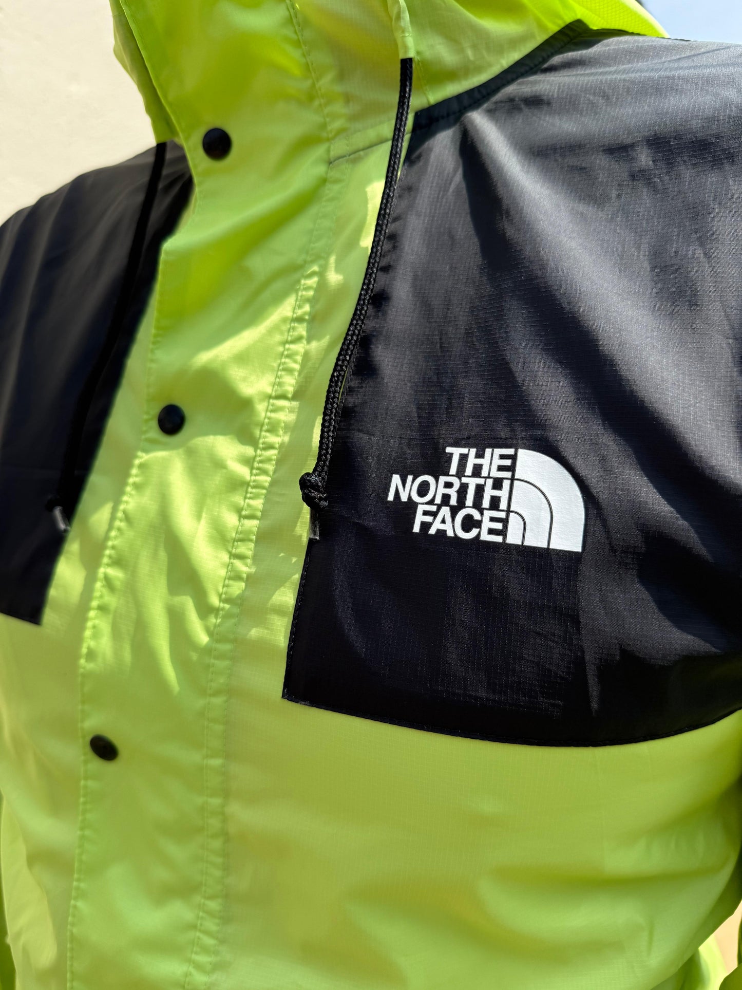 The North Face Windwall Hooded Packable Full Zip Windbreaker Jacket - M/Medium