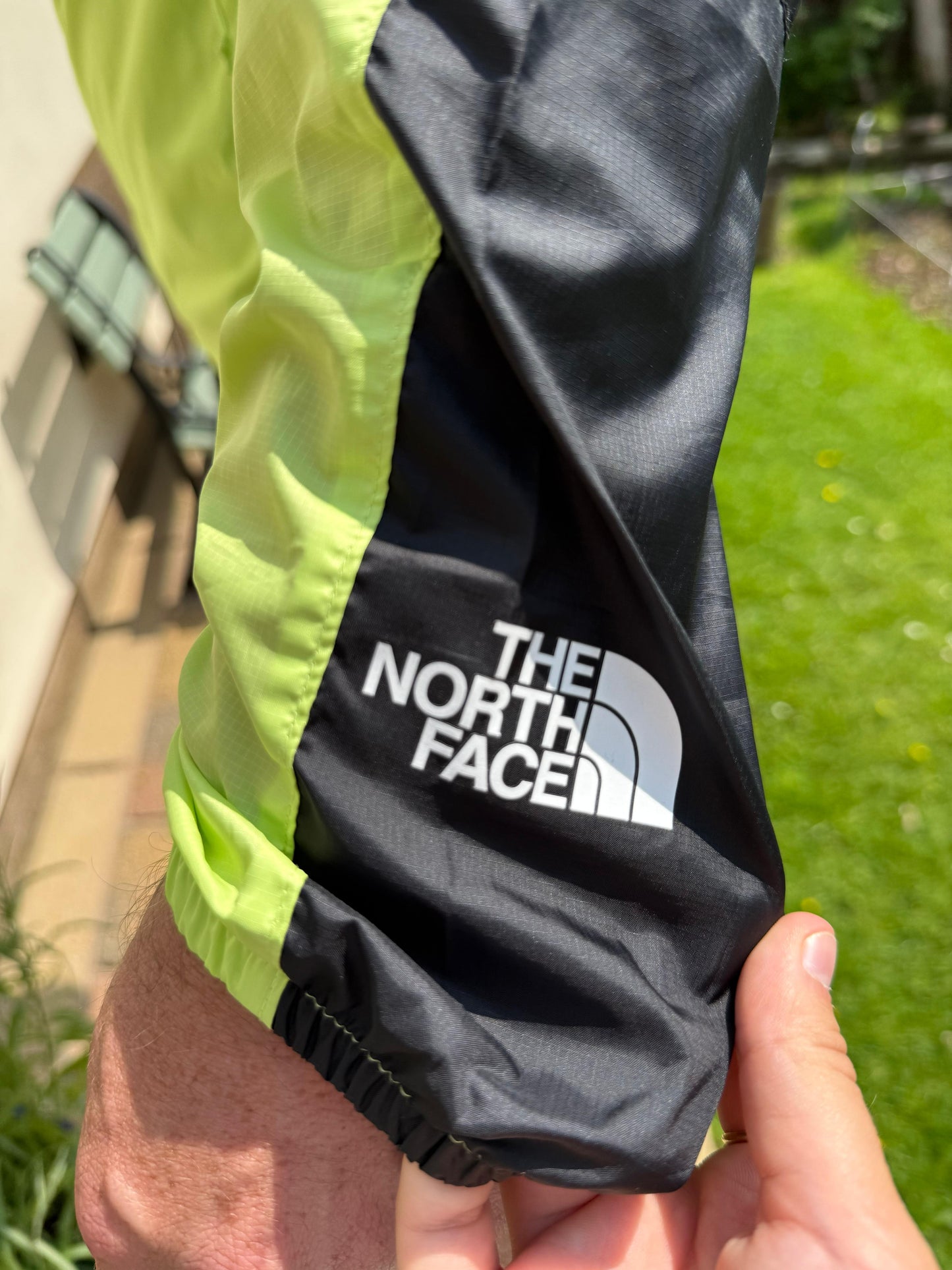 The North Face Windwall Hooded Packable Full Zip Windbreaker Jacket - M/Medium