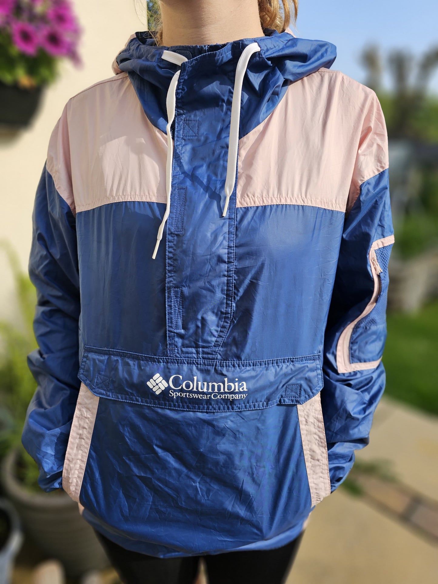Columbia Challenger Pullover 1/2 Zip Hooded Windbreaker -M/Medium