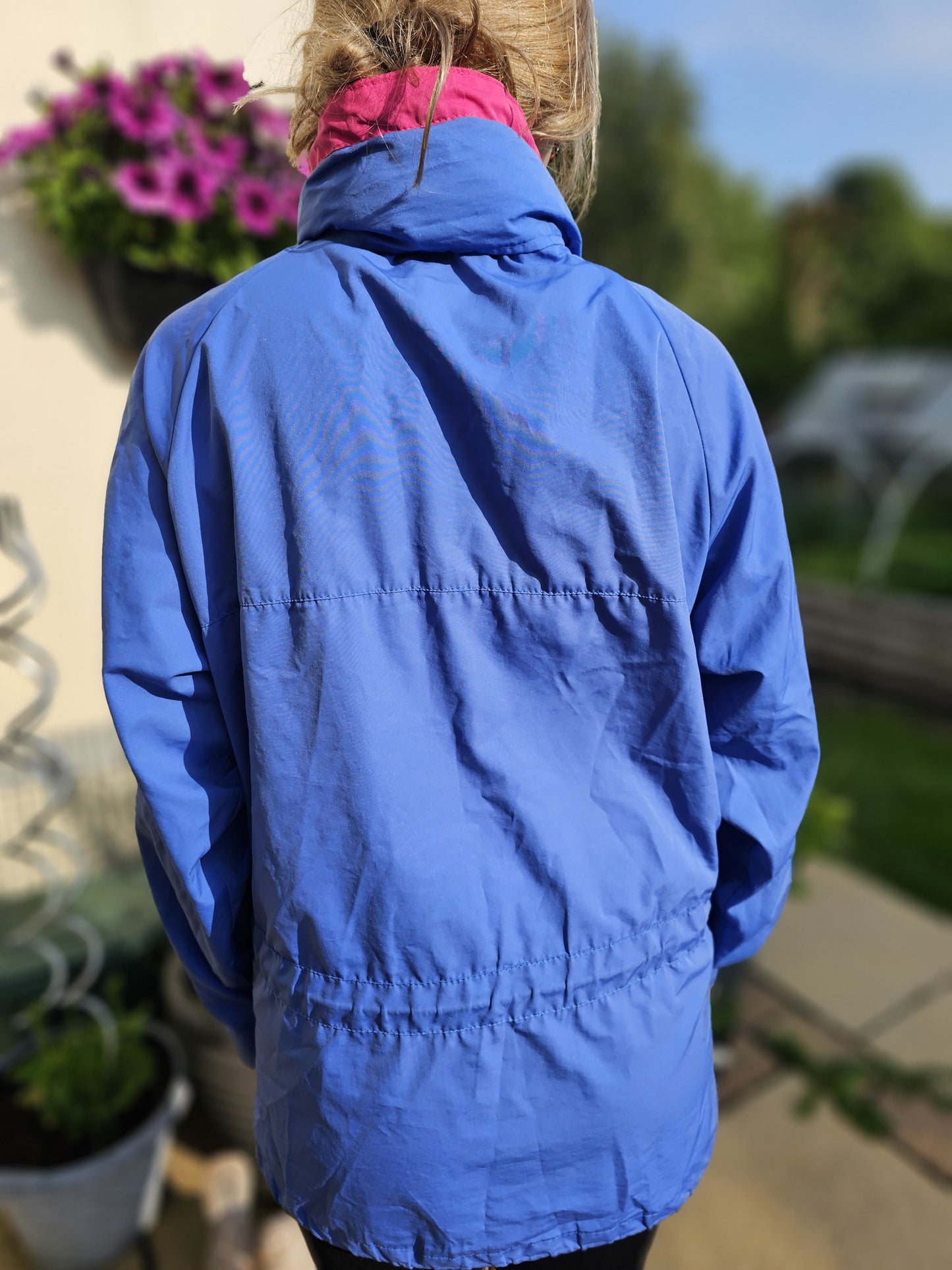 Vintage Berghaus Gemini LTS Blue/Pink Full Zip Windbreaker 90s Coat/Jacket - Size 36