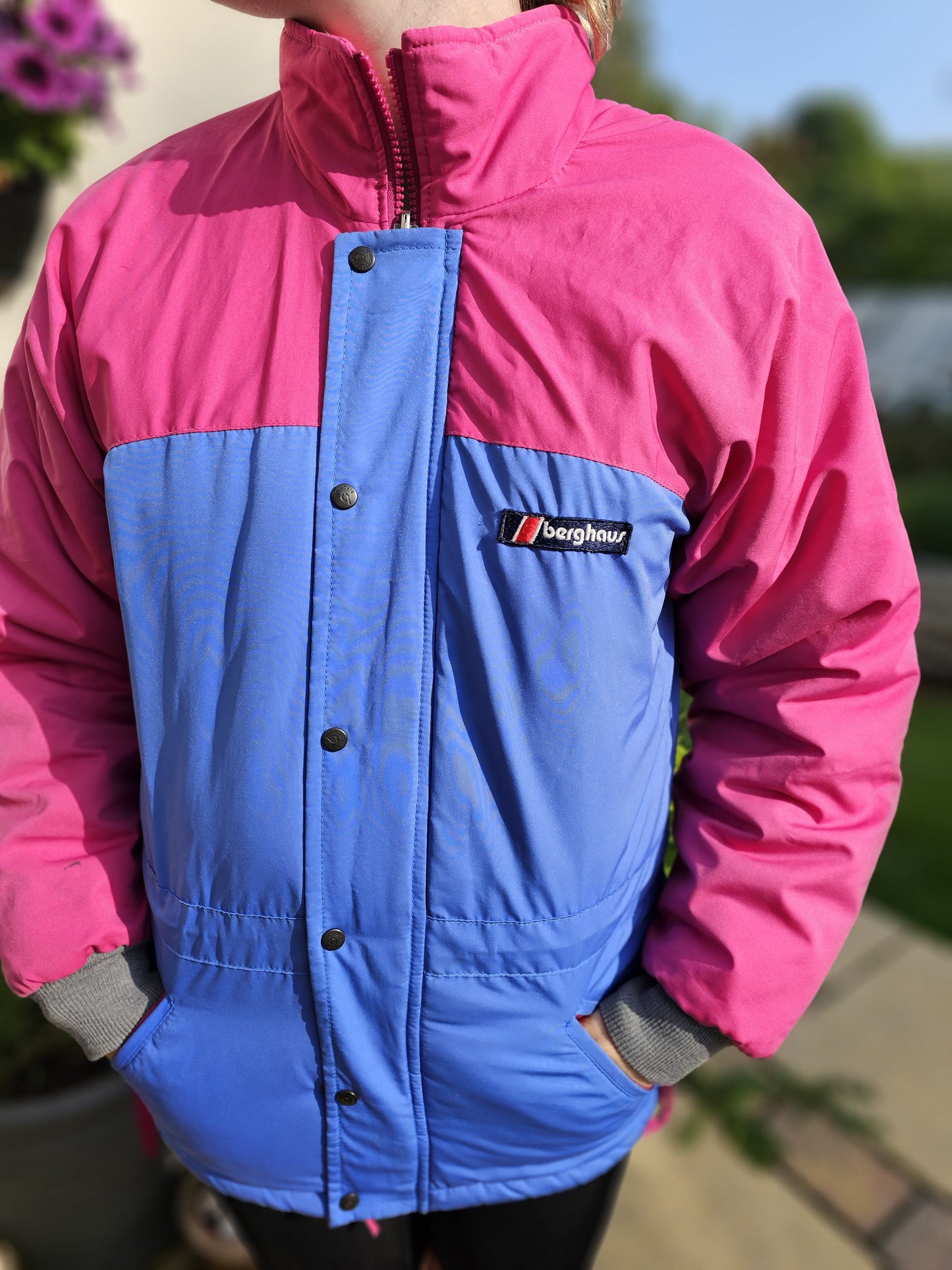 Vintage Berghaus Neidhart Gemini LTS Blue/Pink Full Zip Windbreaker 90s Coat/Jacket - Size 36