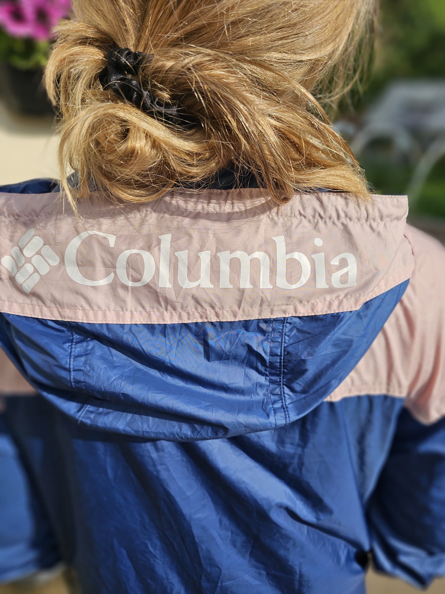 Columbia Challenger Pullover 1/2 Zip Hooded Windbreaker -M/Medium