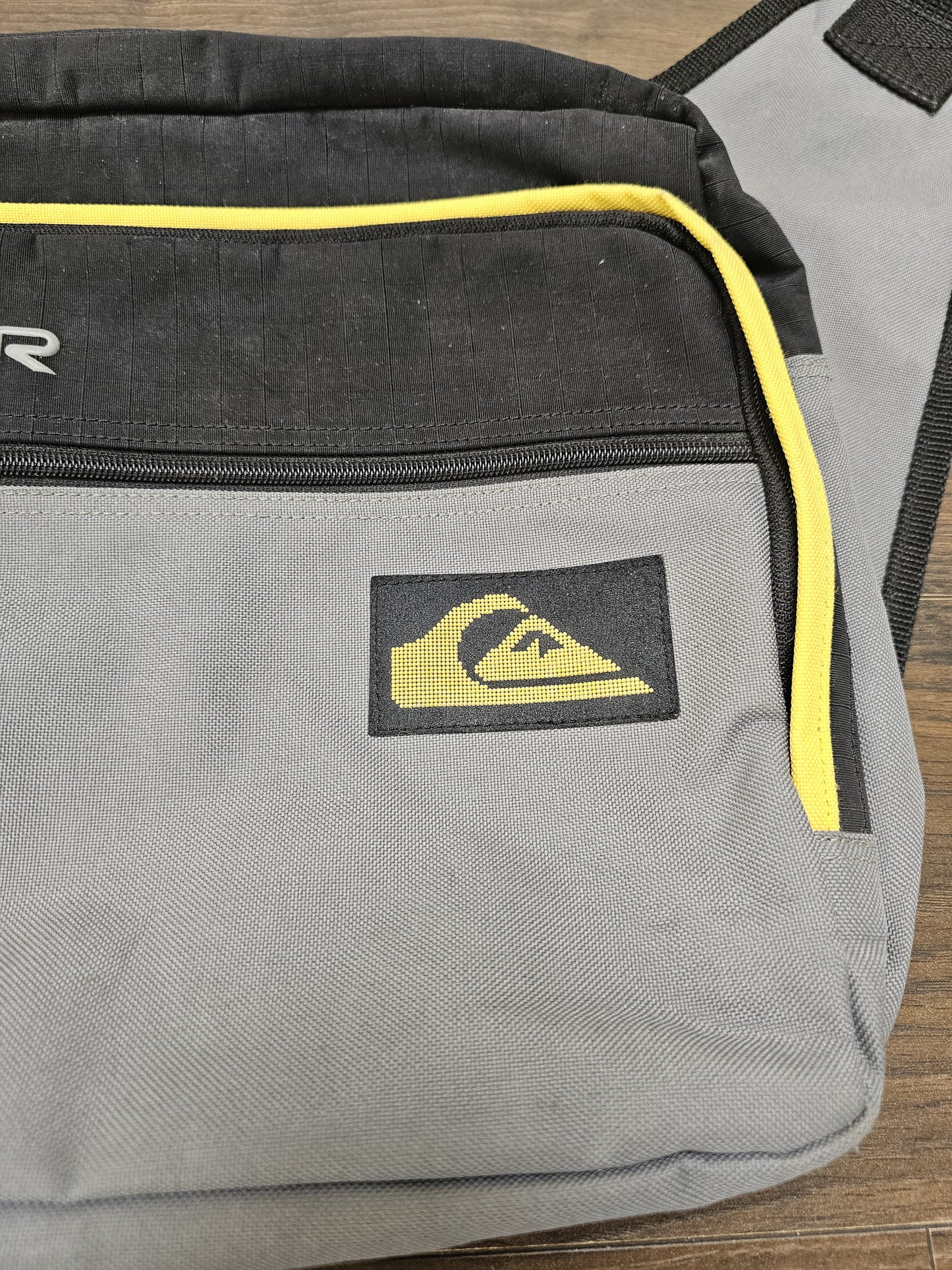 Y2K Quiksilver Messenger Shoulder Laptop Style One Strap Bag/Backpack