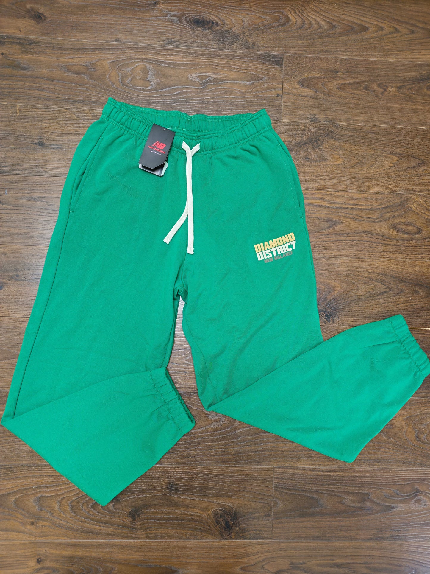 New Balance NB X Diamond District Green Joggers/Sweat Pants - M/Medium- RRP -£70