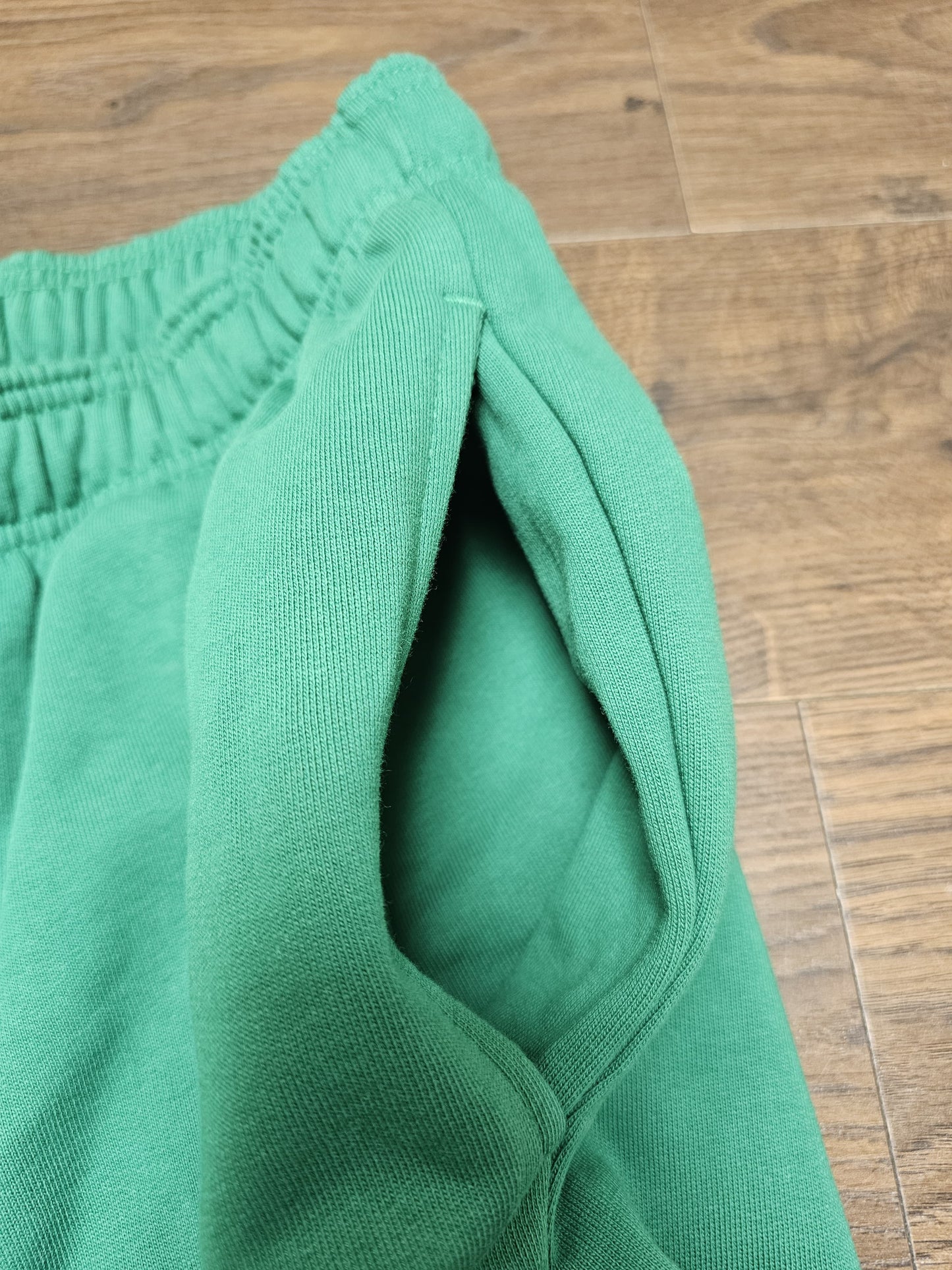 New Balance NB X Diamond District Green Joggers/Sweat Pants - M/Medium- RRP -£70