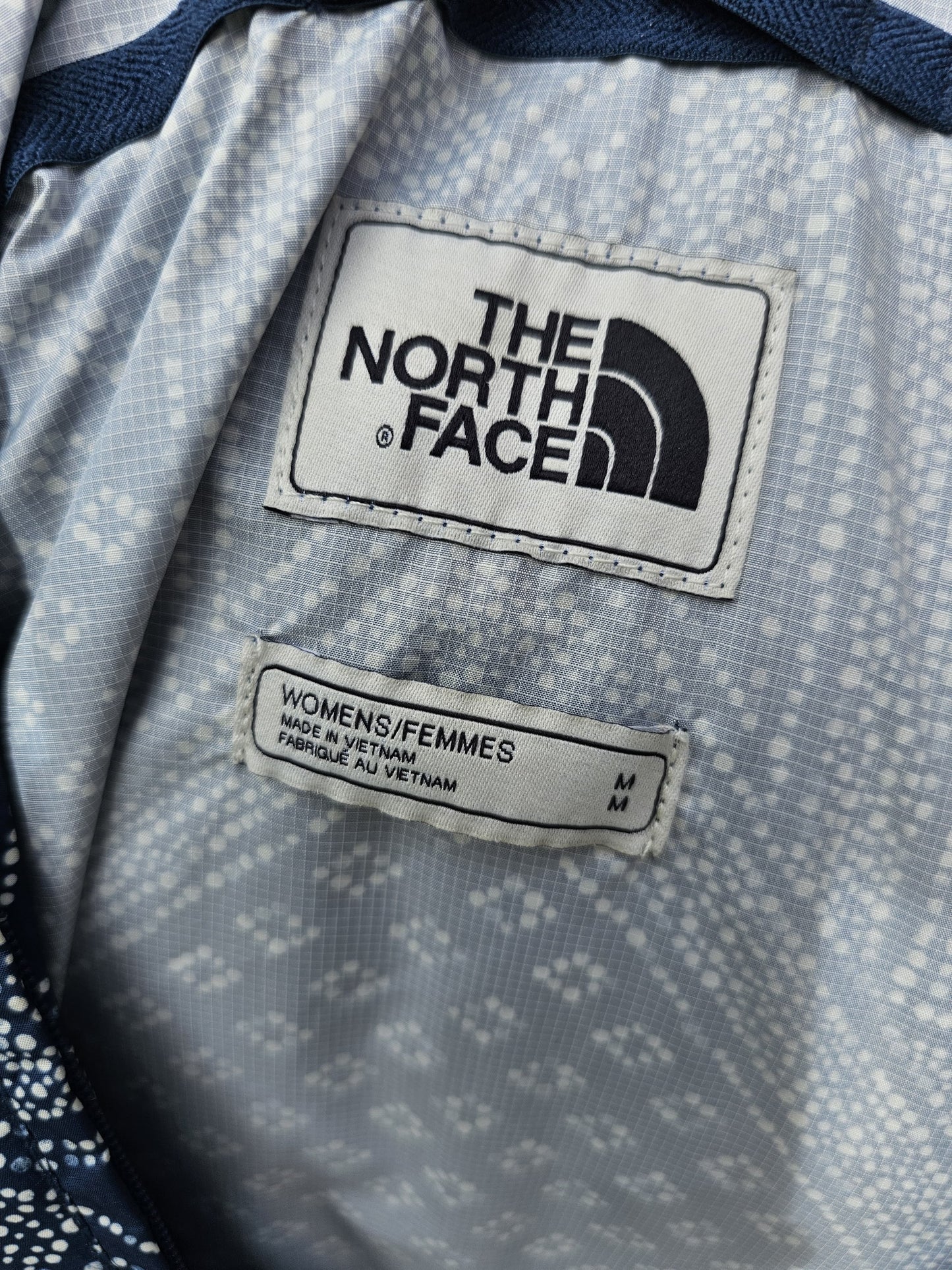 The North Face Womens 'Fanorak' Pullover 1/2 Zip Anorak Windbreaker Shower Proof Jacket - Packable - M/Medium