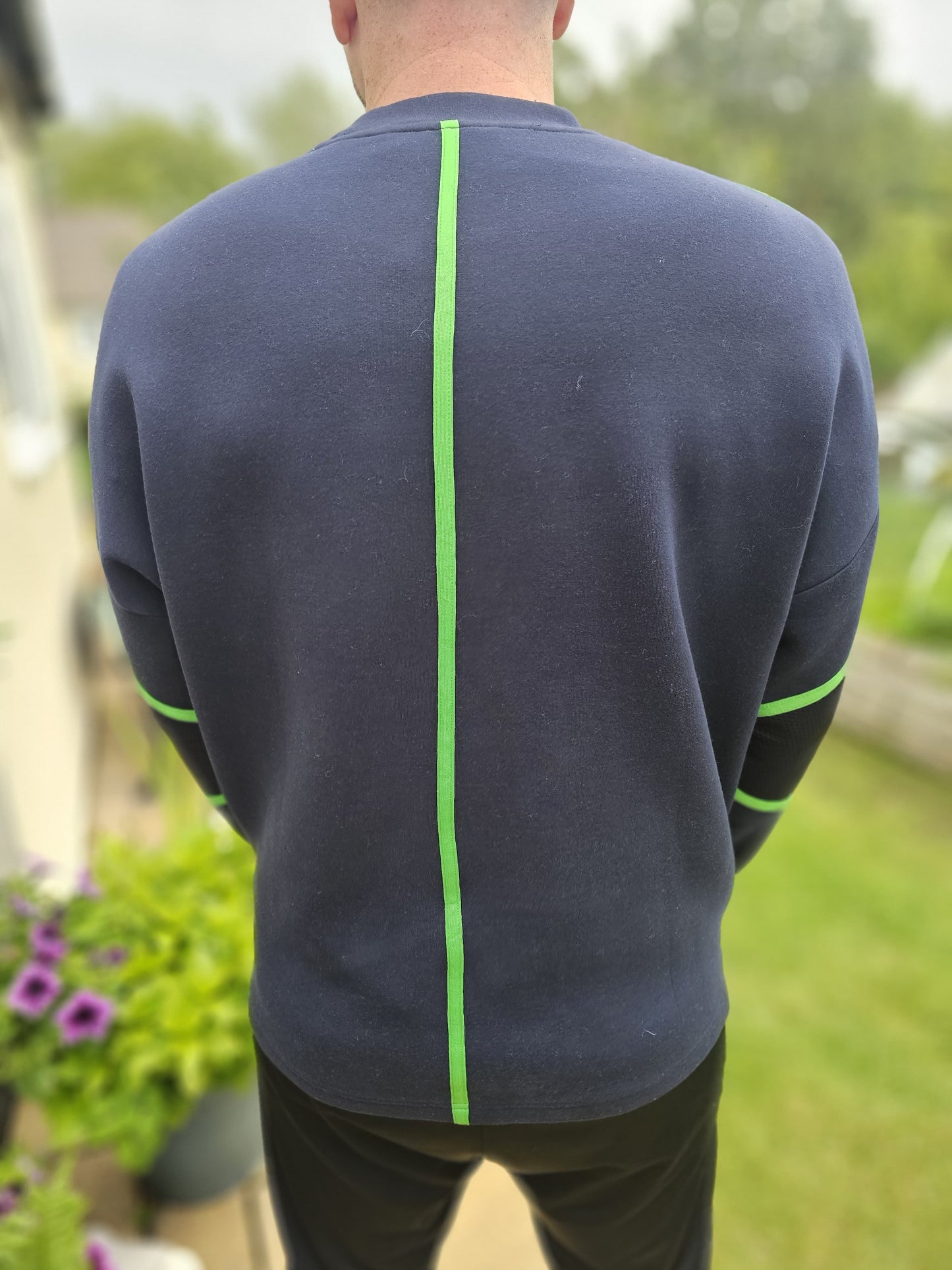 Armani Exchange Oversize Pullover Sweatshirt/Jumper Navy/Green - XL/Extra Large