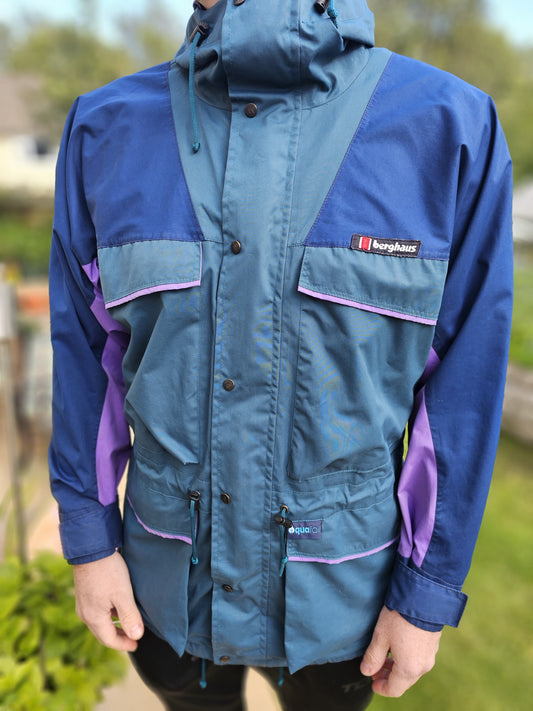 Vintage 90's Berghaus Aqua Foil Full Zip Hooded Casual/Outdoor Jacket/Coat - M/Medium