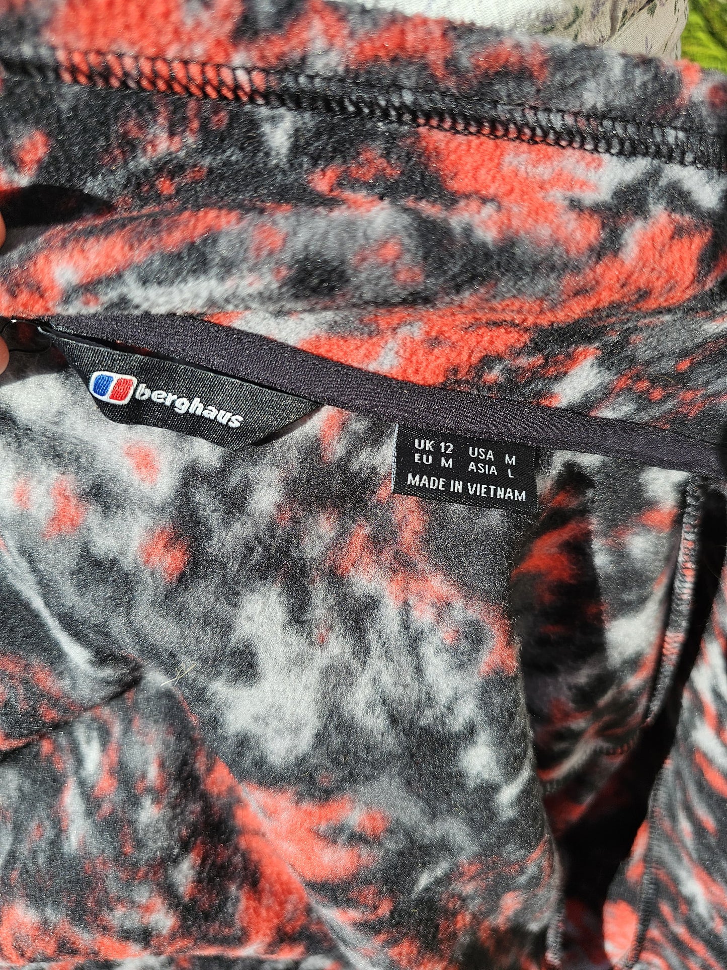 Berghaus Full Zip Multicolour Abstract Style Fleece Jacket - 12