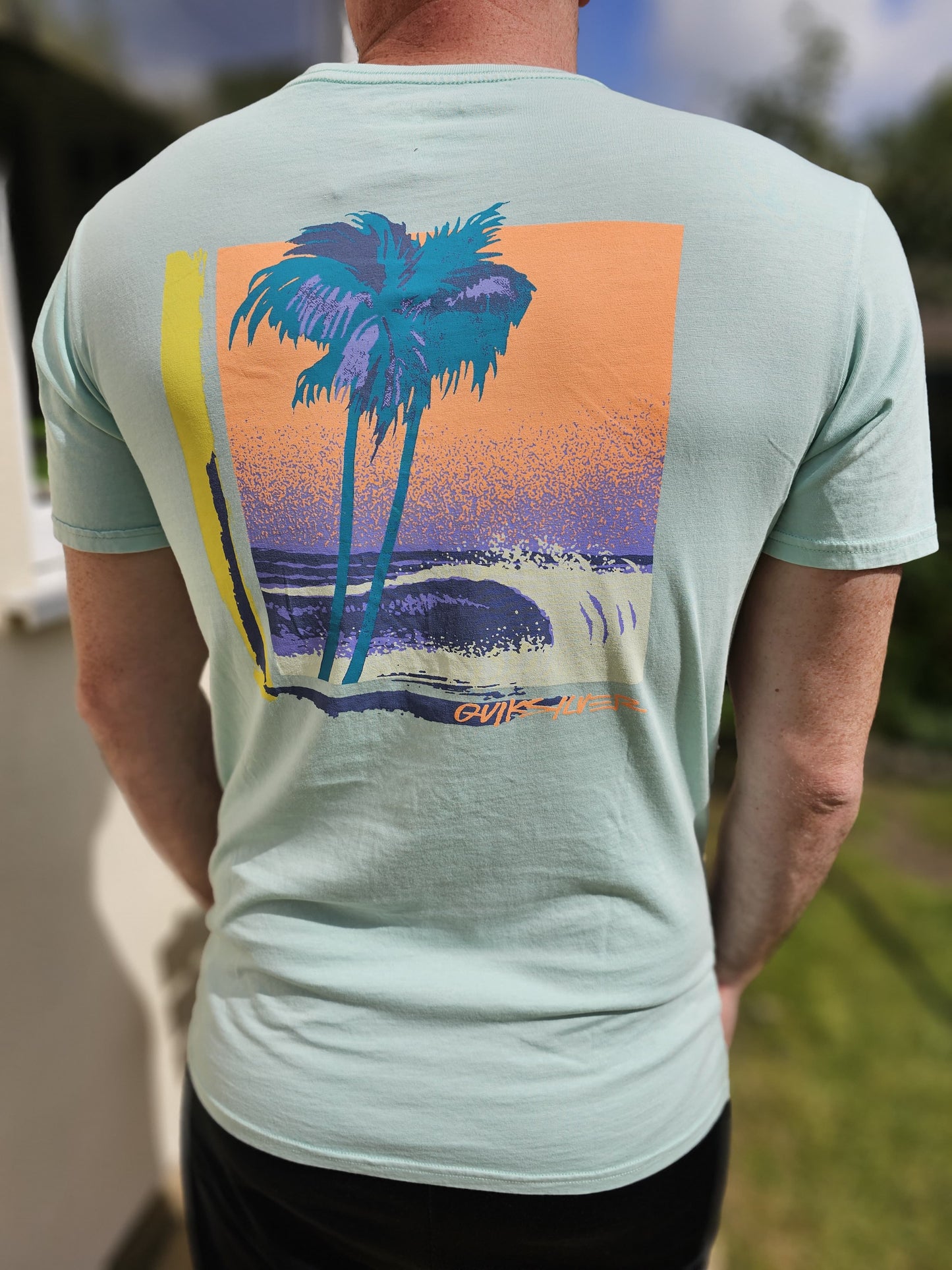 Quiksilver Large Tropical Back Print Short Sleeve T-Shirt - S/Small M/Medium