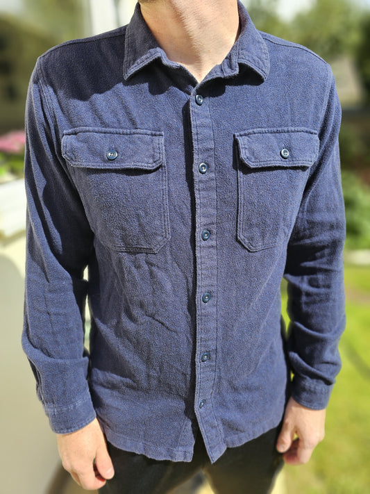 Patagonia Long Sleeve Button Up Fjord Flannel Navy Pocket Shirt 100% Organic Cotton - M/Medium