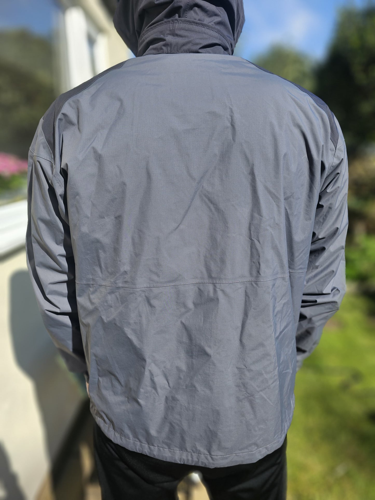 Bergahus Black/Grey Unisex Mayeurvate Waterproof Outdoor Jacket - M/Medium