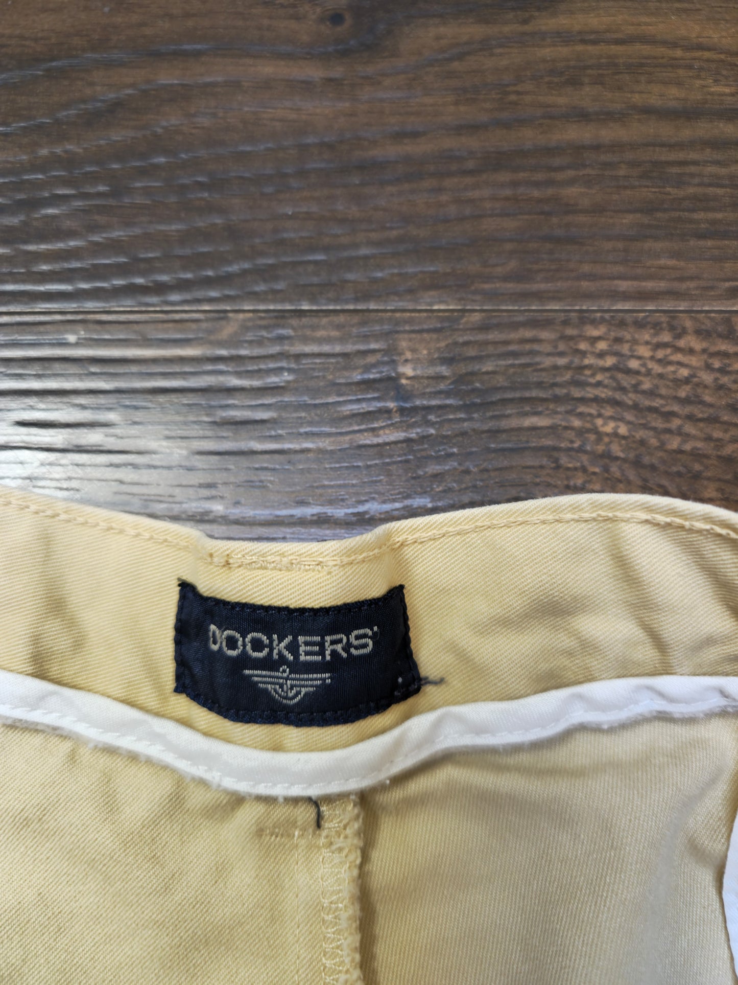 Men’s Cream/Beige Dockers Chino Shorts - W38 – Smart Casual Cotton Summer Shorts
