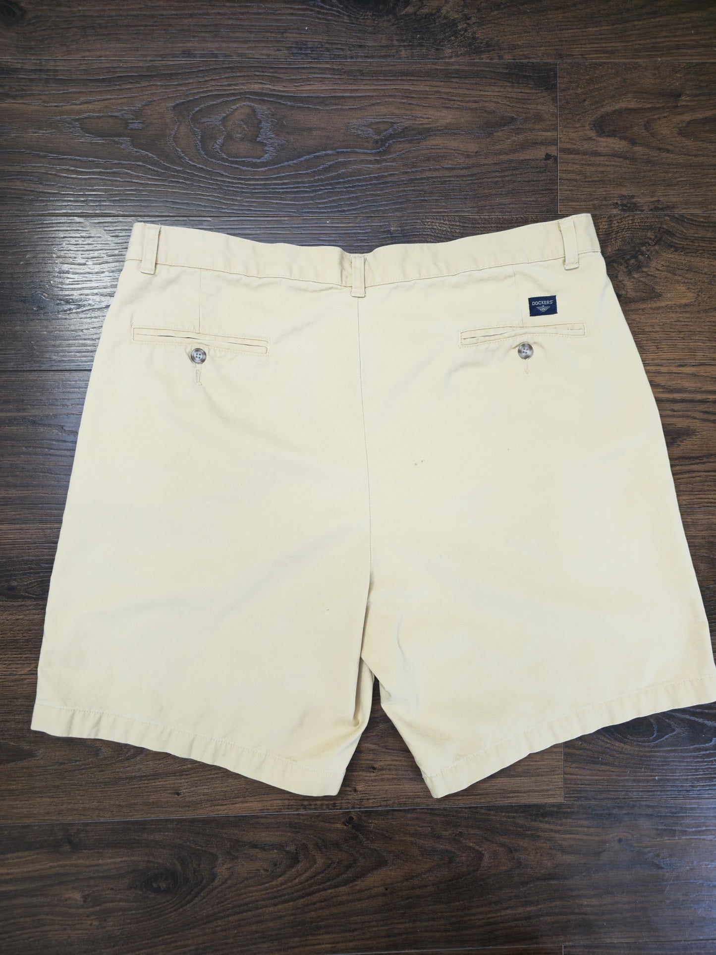 Men’s Cream/Beige Dockers Chino Shorts - W38 – Smart Casual Cotton Summer Shorts