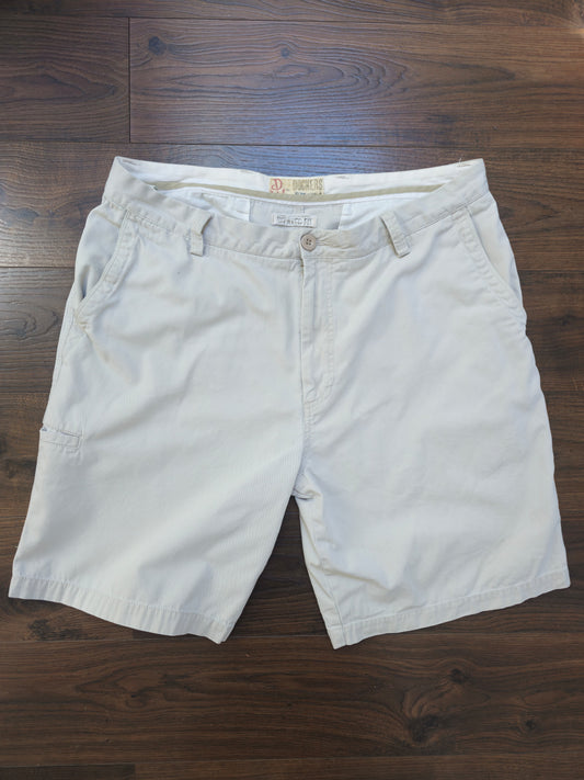 Men’s Cream Relaxed Fit Dockers Chino Shorts - W38
