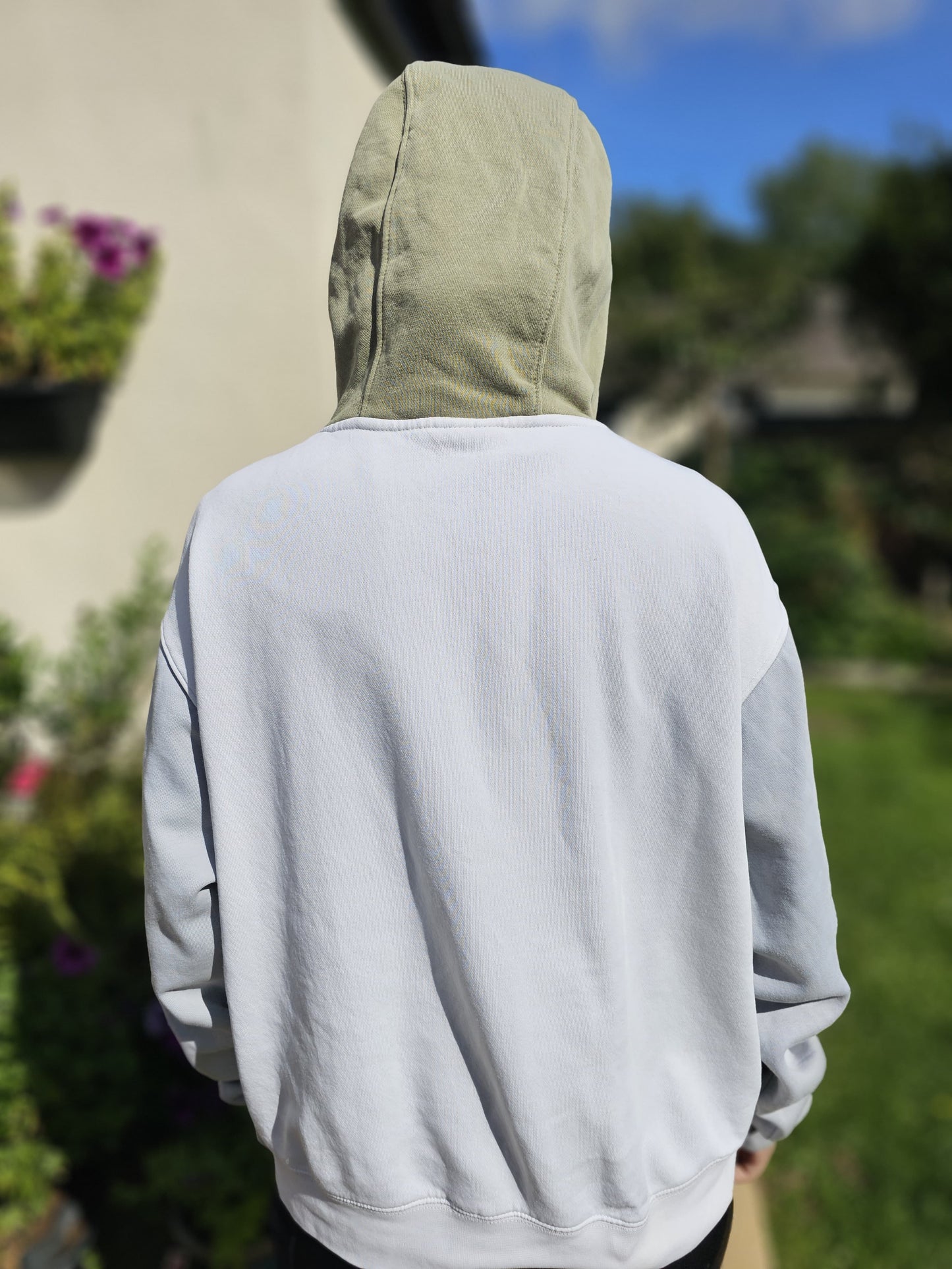 Womens Nike Standard Fit White/Khaki Hoodie - M/Medium
