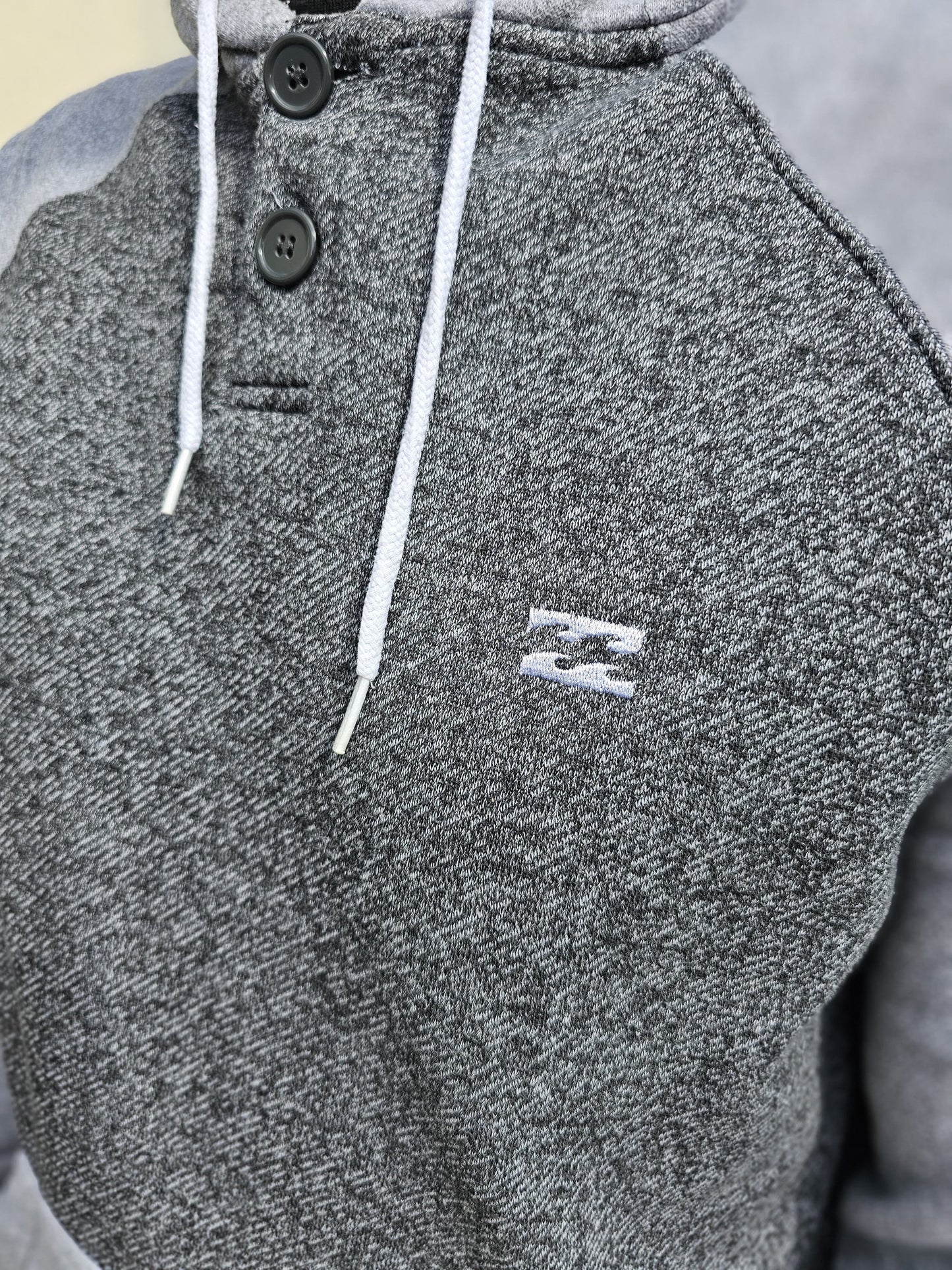 Billabong Embroidered Casual Two Tone Grey Pullover Hoodie - L/Large