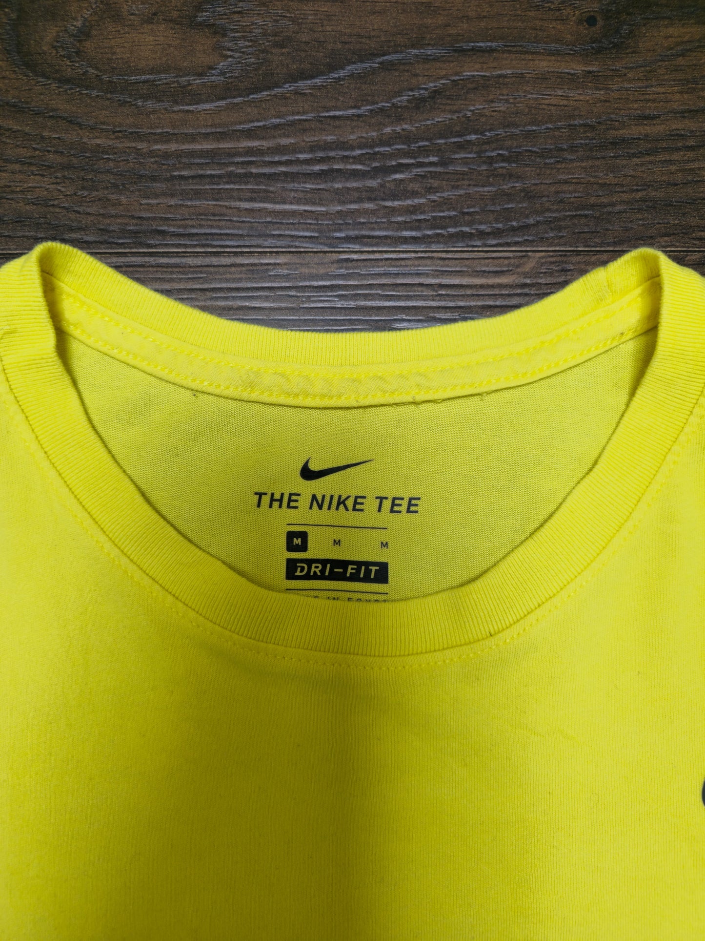 Mens Activewear Nike Summer Set T-Shirt Cap Shorts - M/Medium