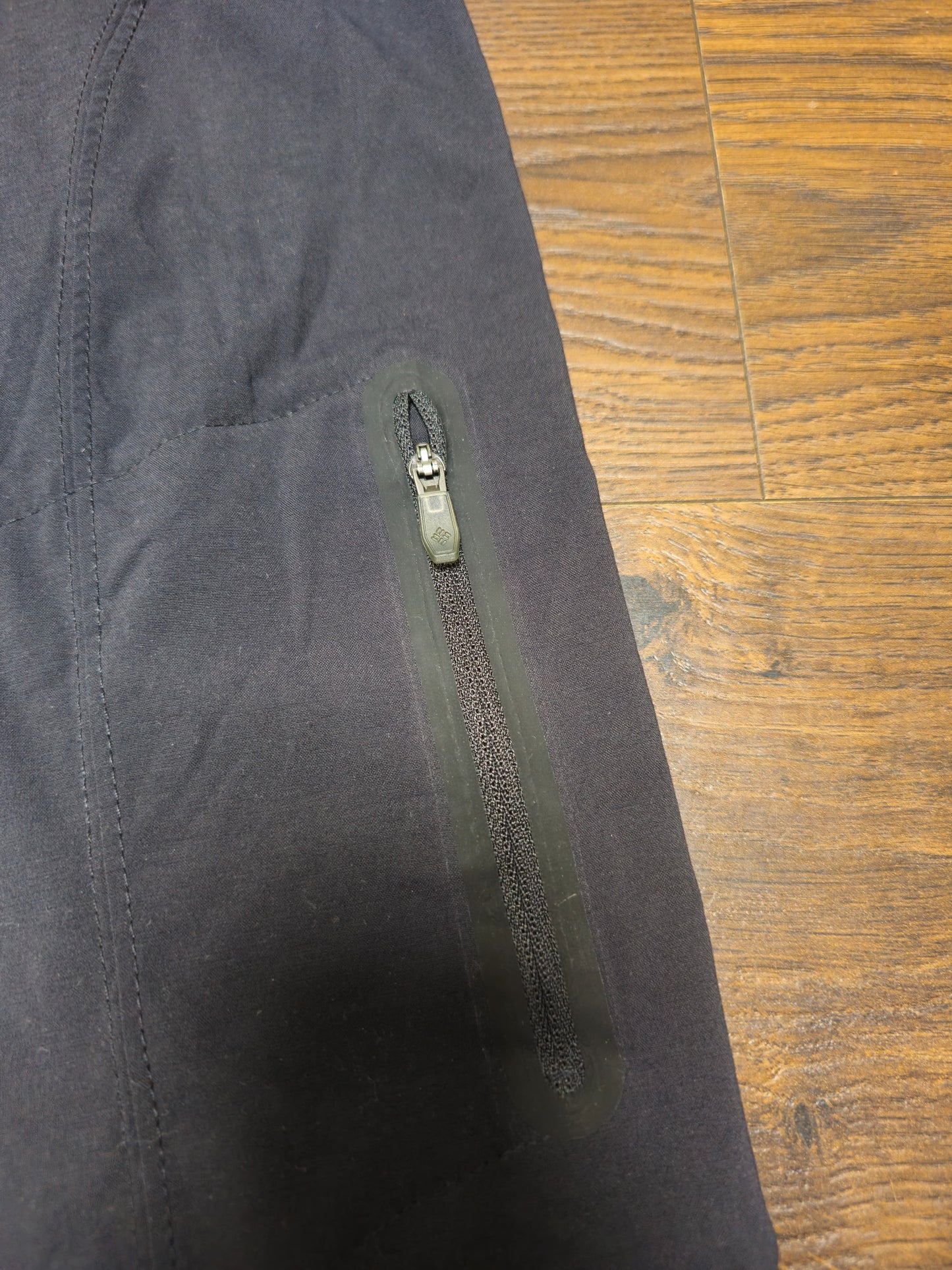 Columbia Omni-Shield Black Walking Pants/Trousers - 6/38 W30/L32