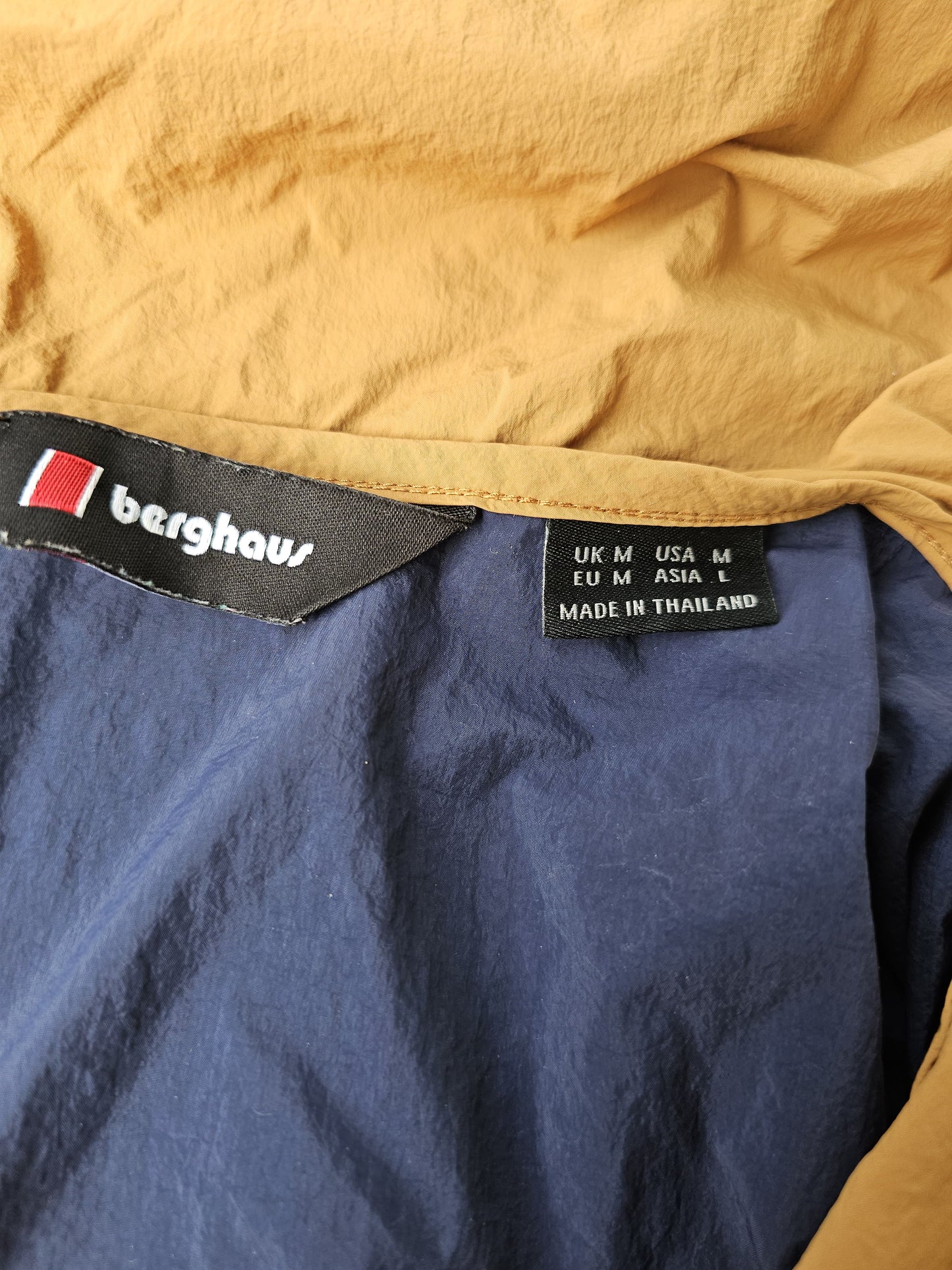 Berghaus Unisex Windbreaker 21 Full Zip Jacket - M/Medium