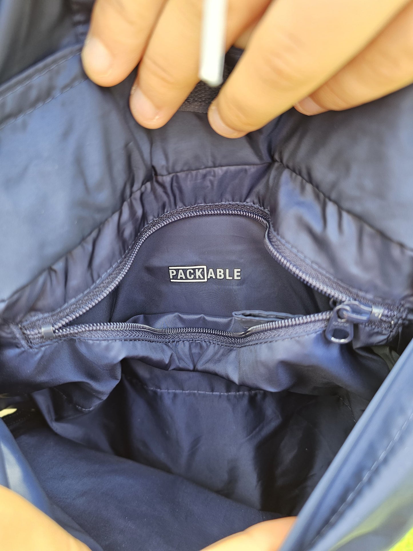 Columbia Challenger Pullover 1/2 Zip Hooded Windbreaker Navy/White - L/Large