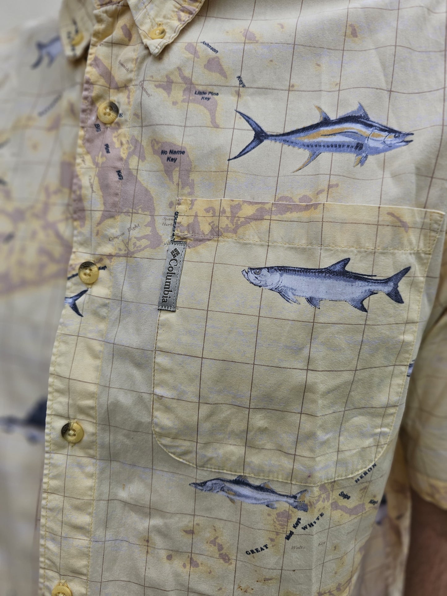 Vintage Columbia River Lodge Geographical Fishing Short Sleeve Shirt - M/Medium