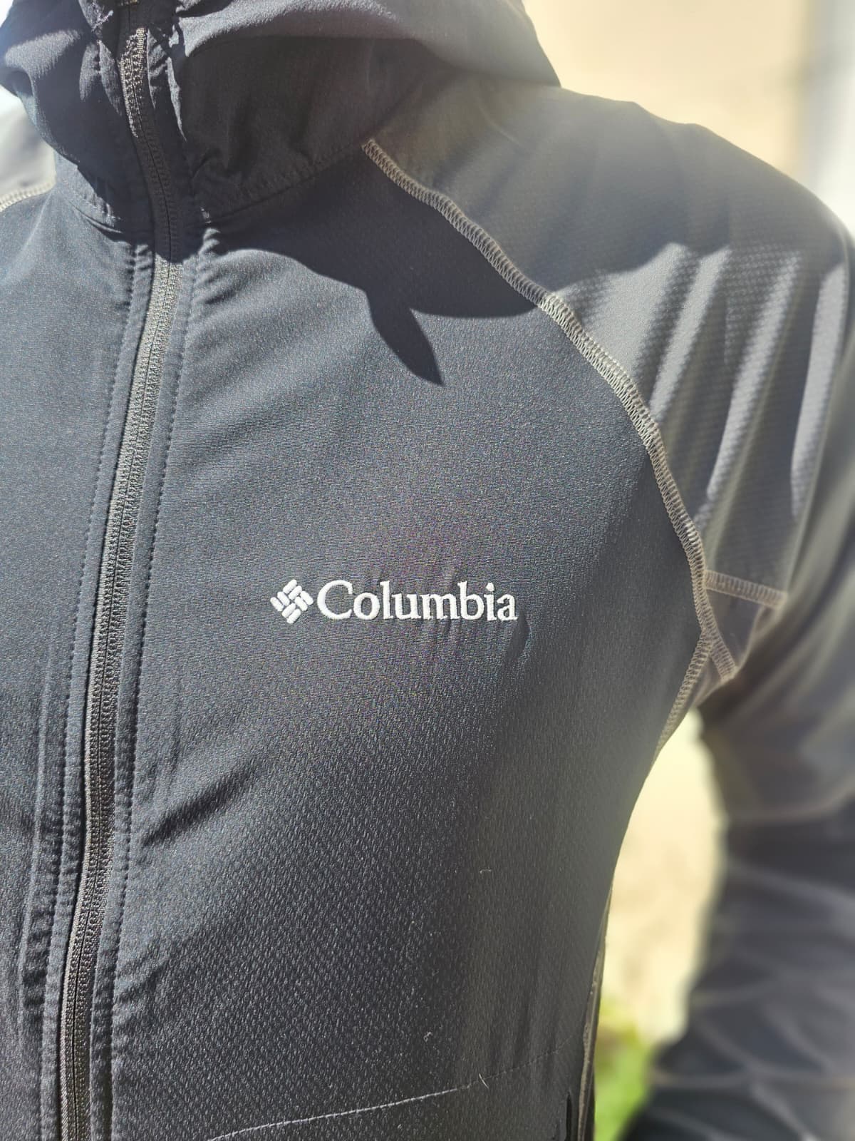 Columbia Black/Grey Full Zip Hooded Soft Shell Mid Layer Jacket Black/Grey - M/Medium