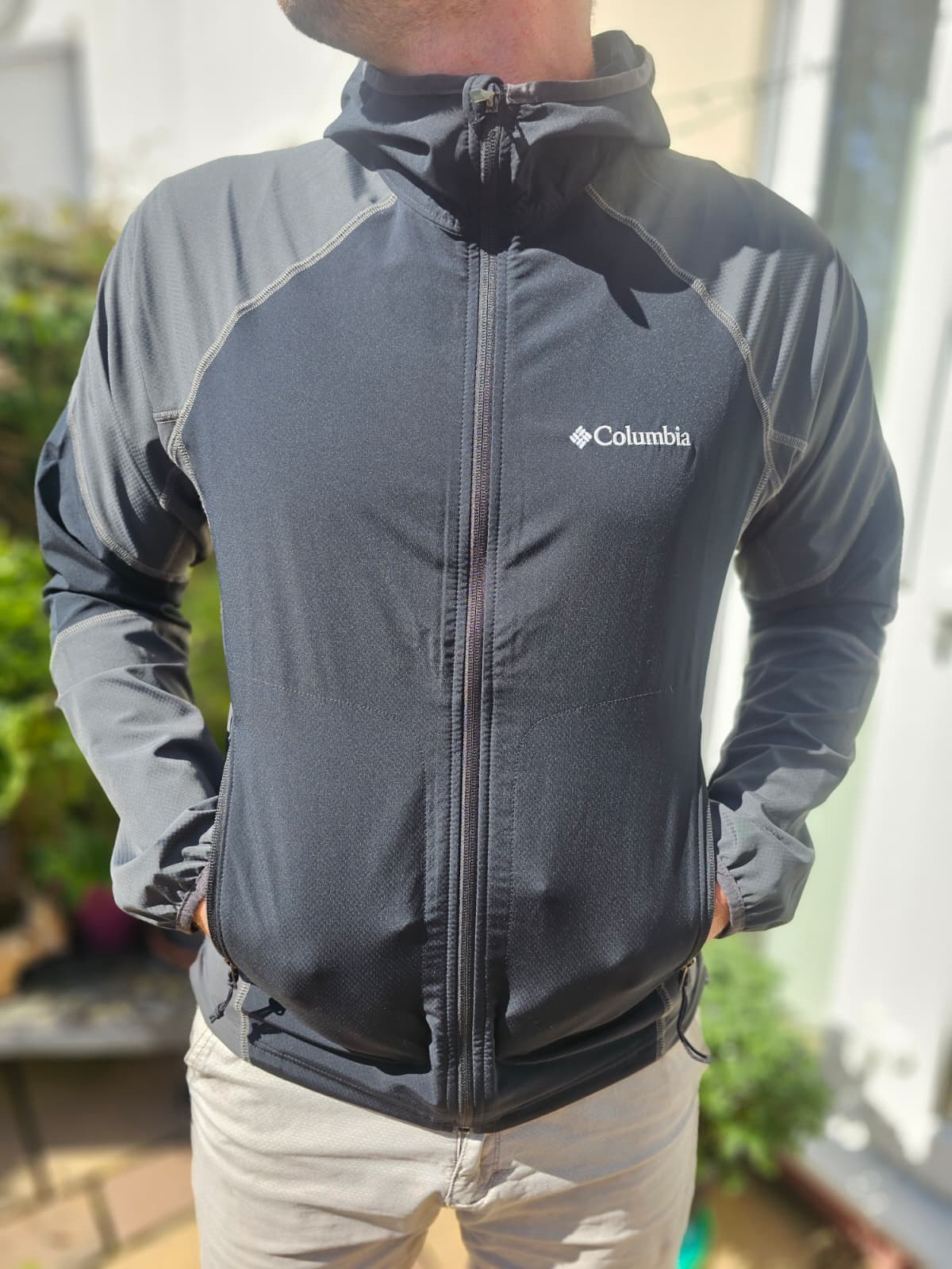 Columbia Black/Grey Full Zip Hooded Soft Shell Mid Layer Jacket Black/Grey - M/Medium