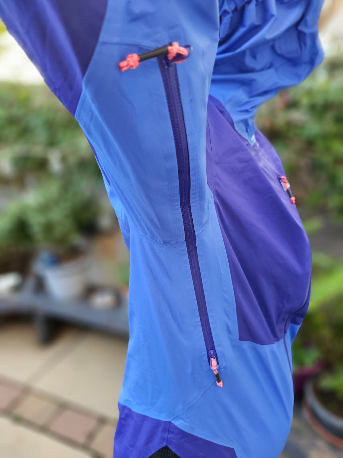Berghaus Changtse Xtrem Activewear Full Zip Hooded Gore-Tex Technical Jacket - UK 10