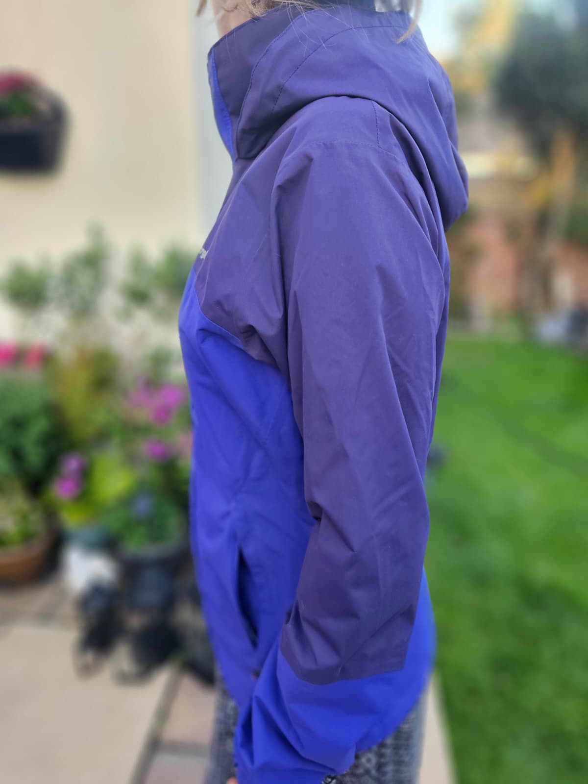 Berghaus Hydroshell Full Zip Hooded Waterproof Coat/Jacket - UK 12