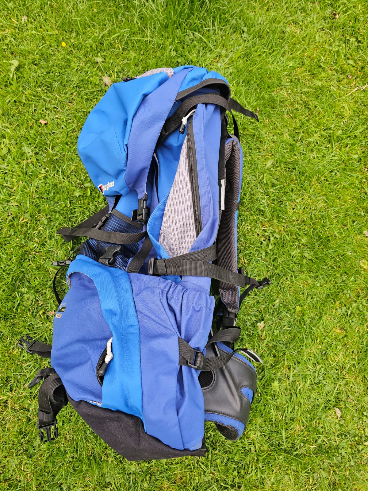 Berghaus Bio Flex 90+10 Backpack/Rucksack - Hike Walk Travel Backpacking Trekking Wild Camping