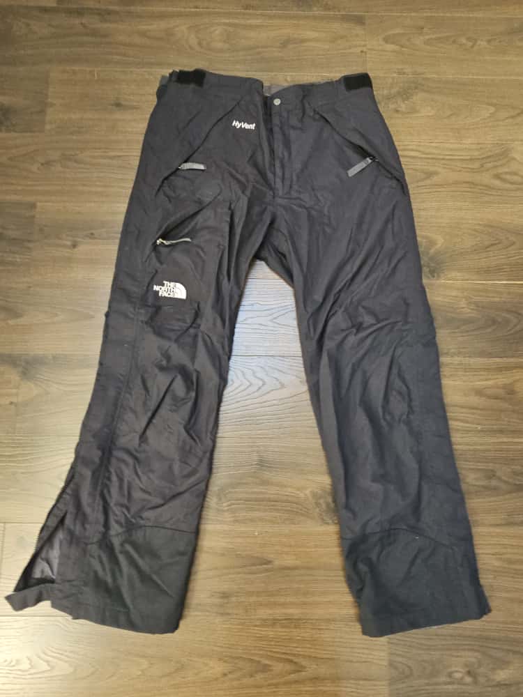 The North Face Hyvent Black Heavy Duty Waterproof Trousers Ski/Snowboard/Trek - M/Medium/ 36/31