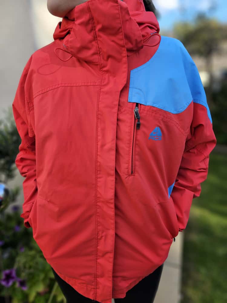 Nike ACG Red/Blue Full Zip 3 Layer Technical Hooded Ski/Snowboard Jacket - L/Large