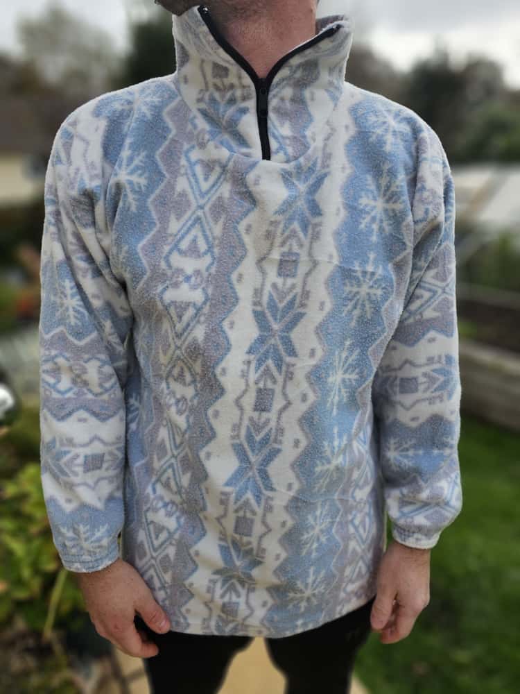 Vintage Made In England 1/4 Zip Fleece Pullover Abstract Snow Flake Pattern - L/Large