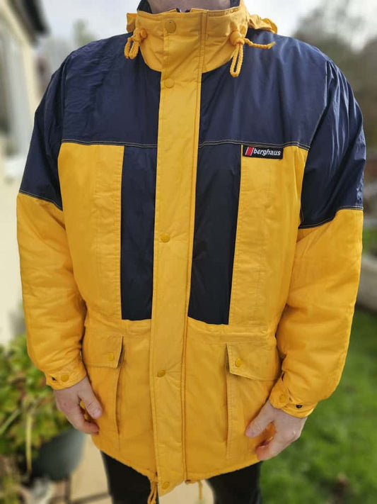 Vintage Berghaus Full Zip Hooded Insulated Yellow/Black Water Resistant Coat - L/Large